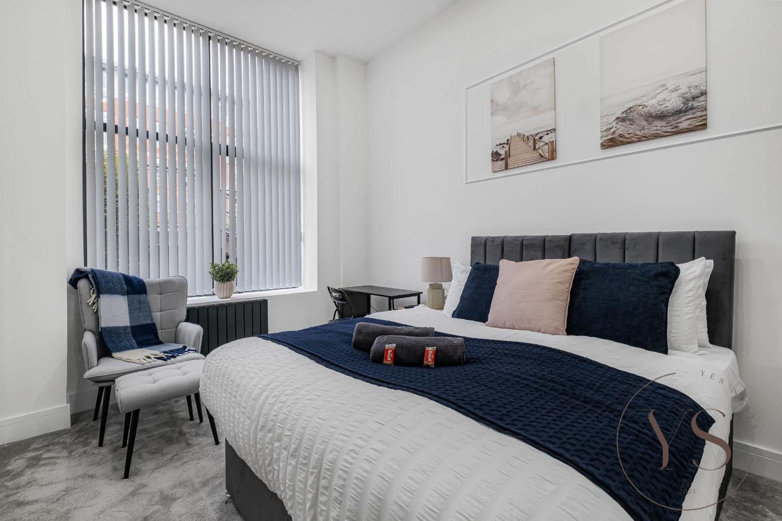 Birmingham 5BR Cosy Apartment - Wi-Fi, Games, Play Station