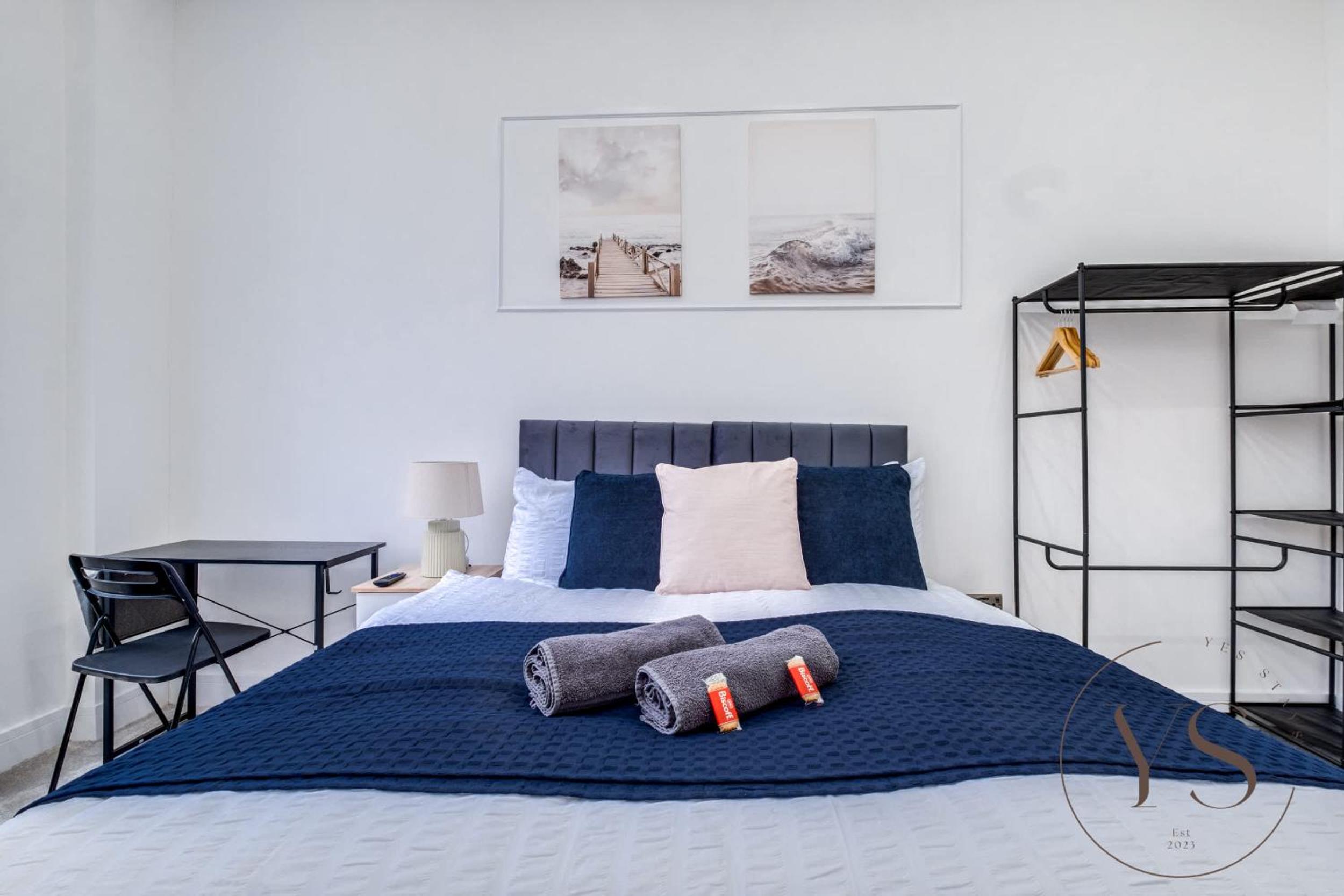 Birmingham 5BR Cosy Apartment - Wi-Fi, Games, Play Station