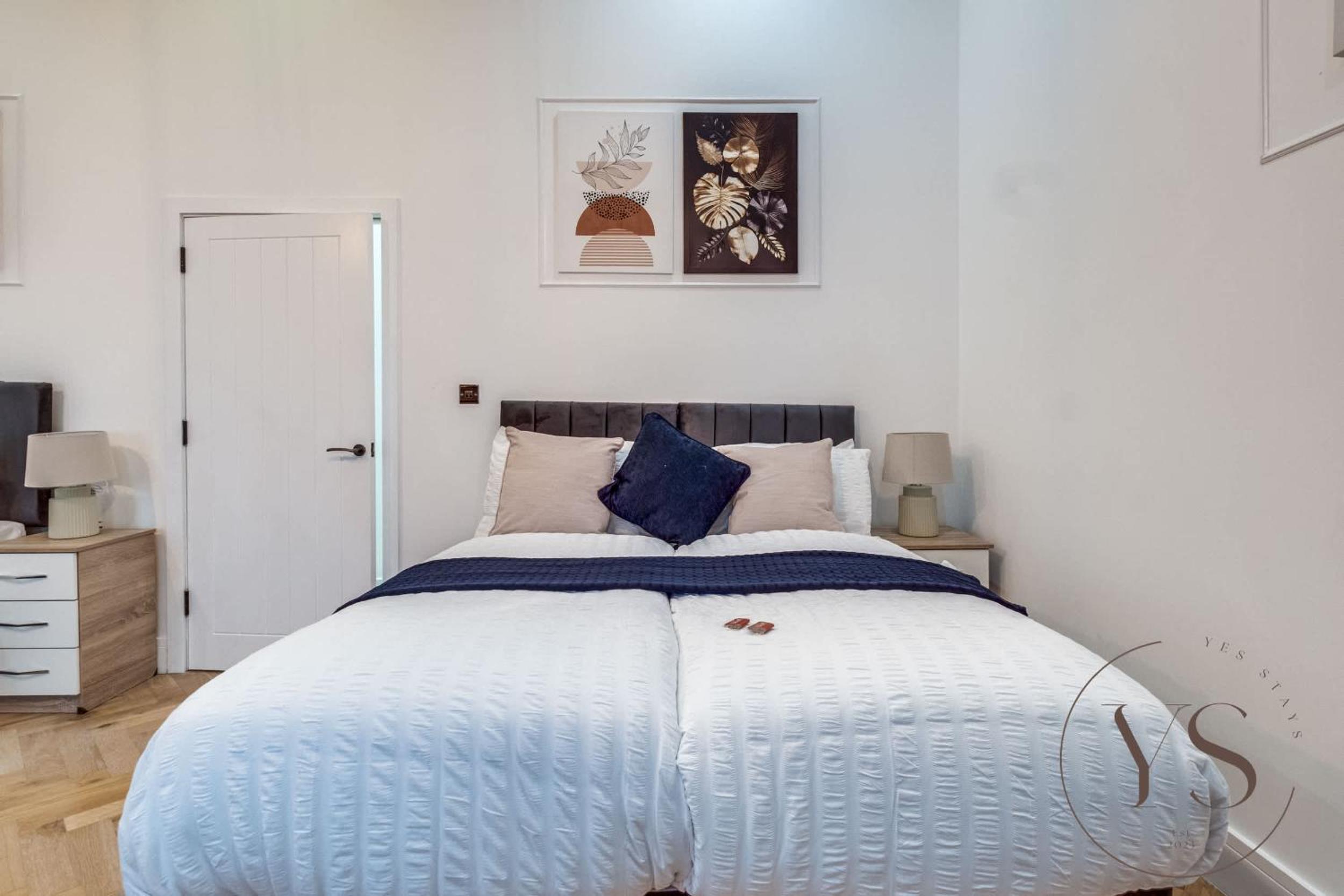 Birmingham 5BR Cosy Apartment - Wi-Fi, Games, Play Station
