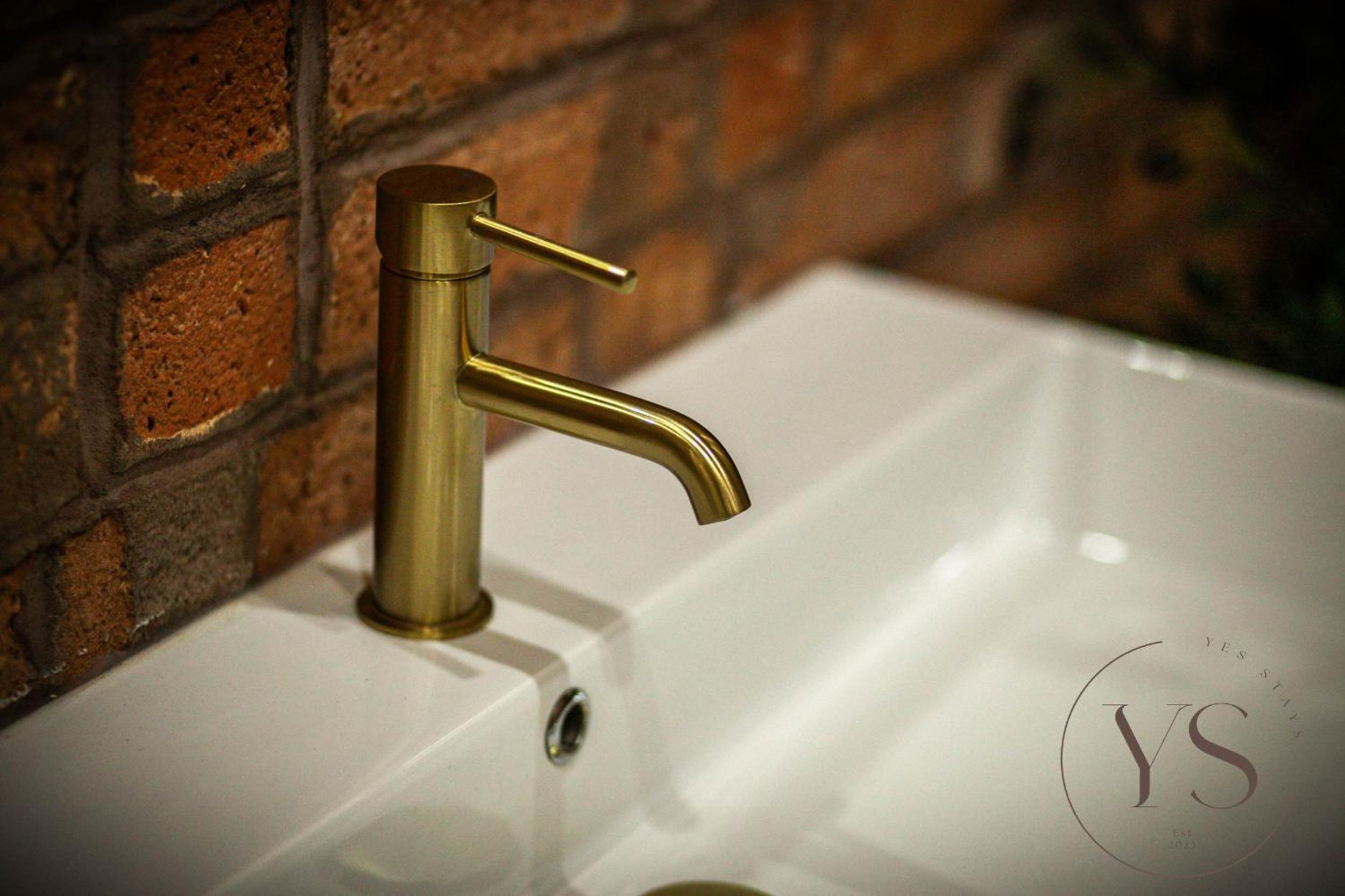 Birmingham 5BR Cosy Apartment - Wi-Fi, Games, Play Station