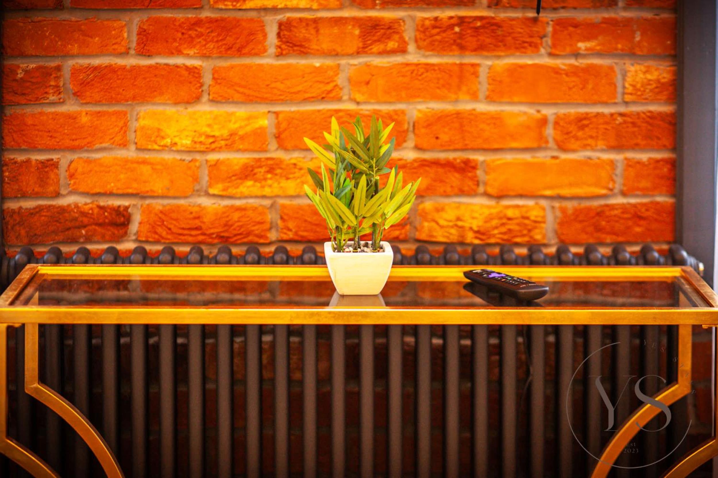 Birmingham 5BR Cosy Apartment - Wi-Fi, Games, Play Station
