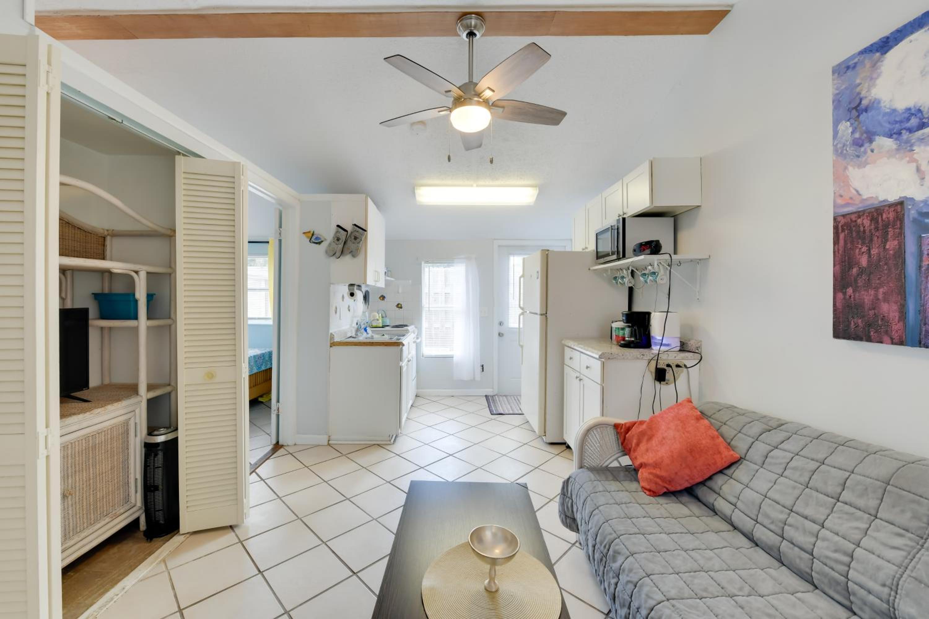 1 Mi to Nokomis Beach Quiet Getaway with Fire Pit