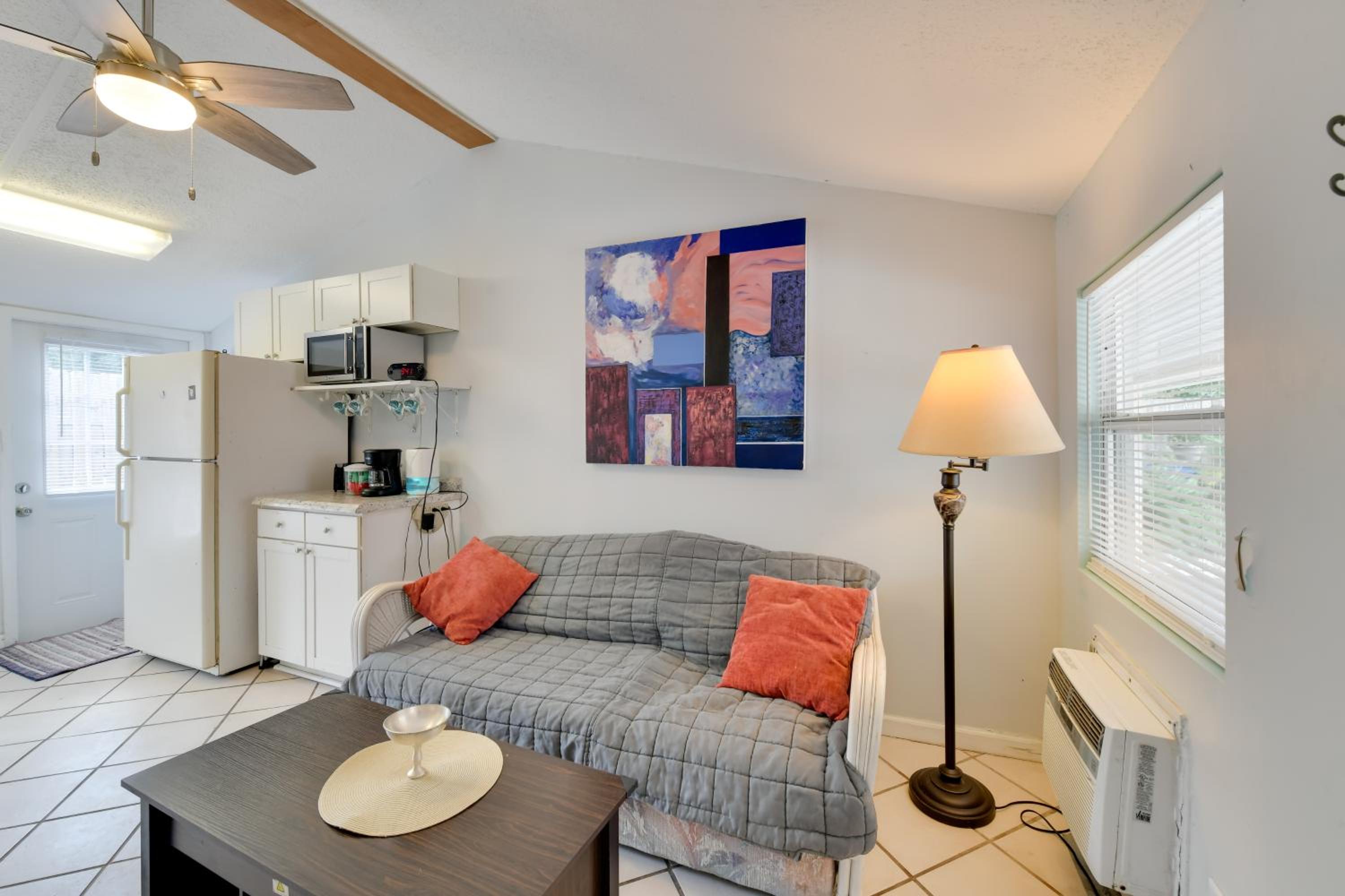 1 Mi to Nokomis Beach Quiet Getaway with Fire Pit