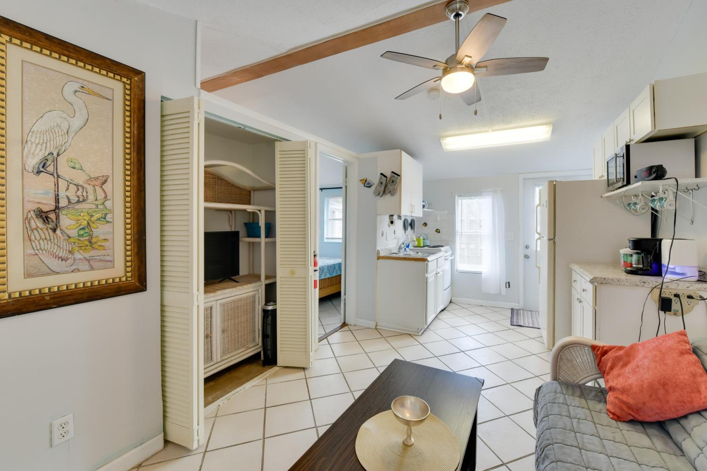 1 Mi to Nokomis Beach Quiet Getaway with Fire Pit