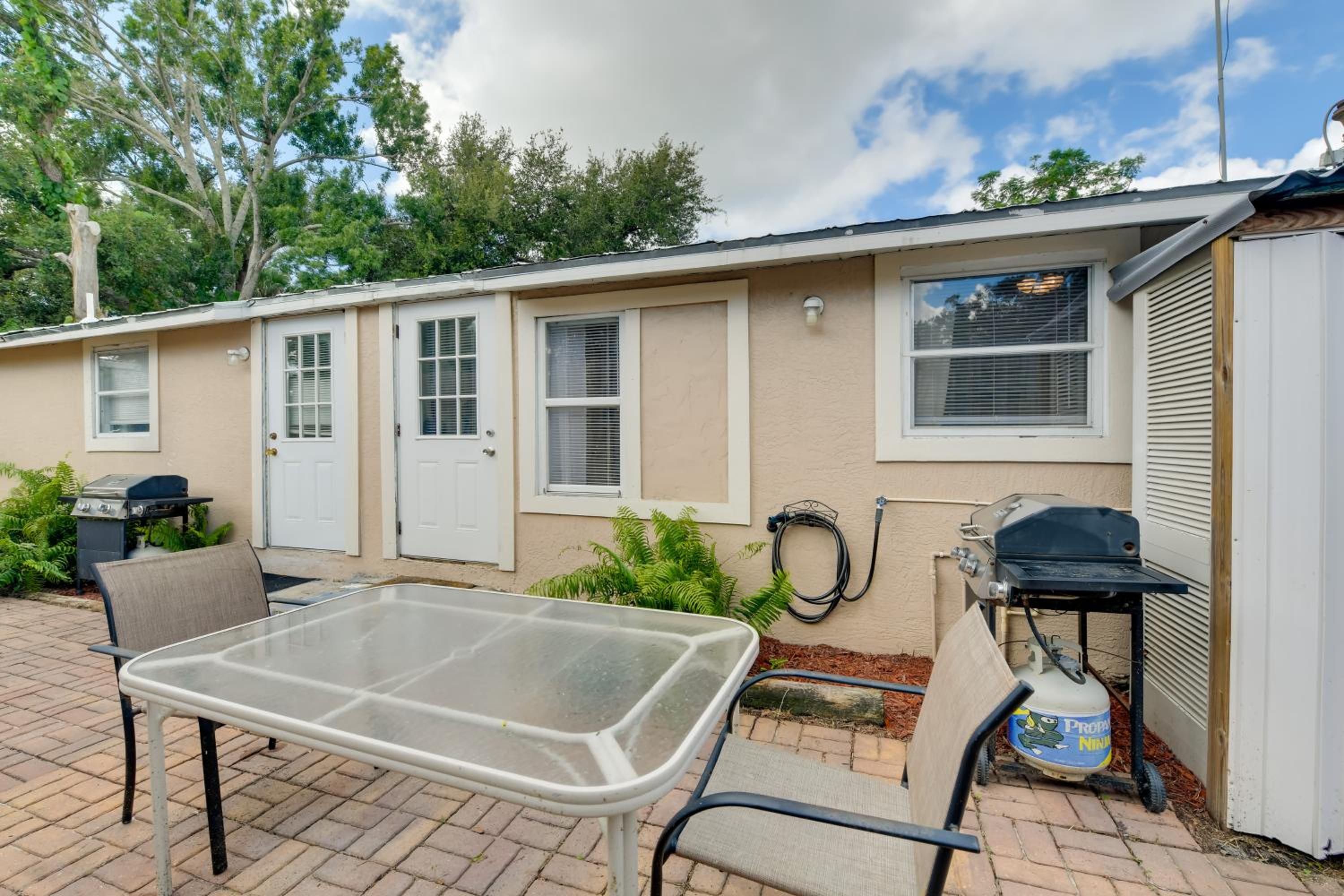 1 Mi to Nokomis Beach Quiet Getaway with Fire Pit