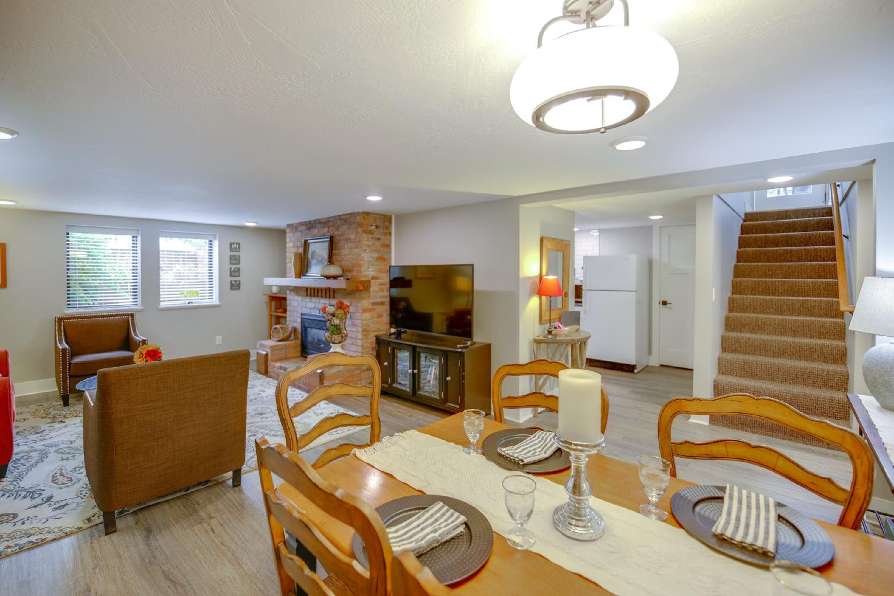 Central to Everything! Missoula Stay with Courtyard