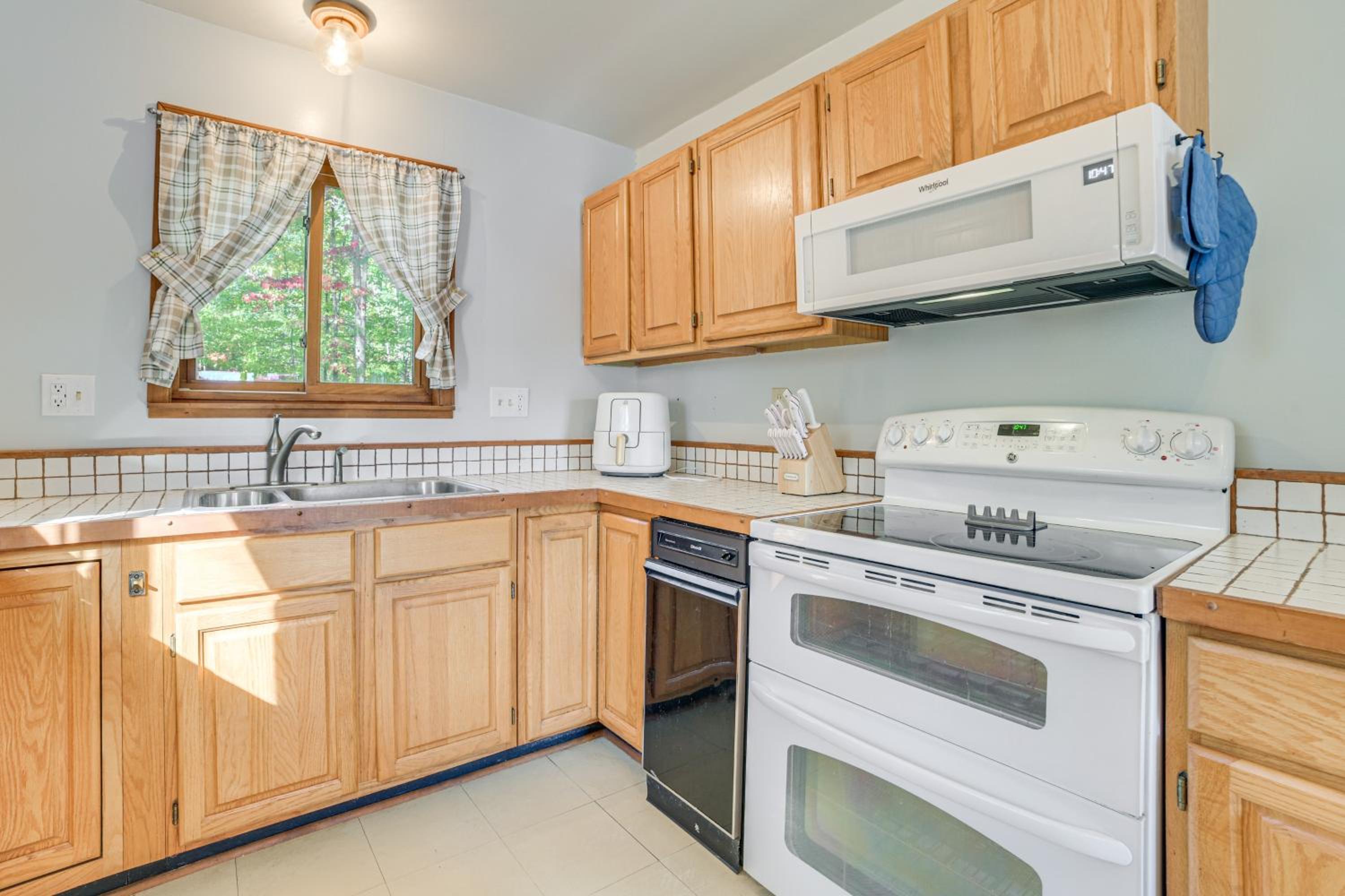 Pet-friendly Lakefront Gaylord Home with Dock!