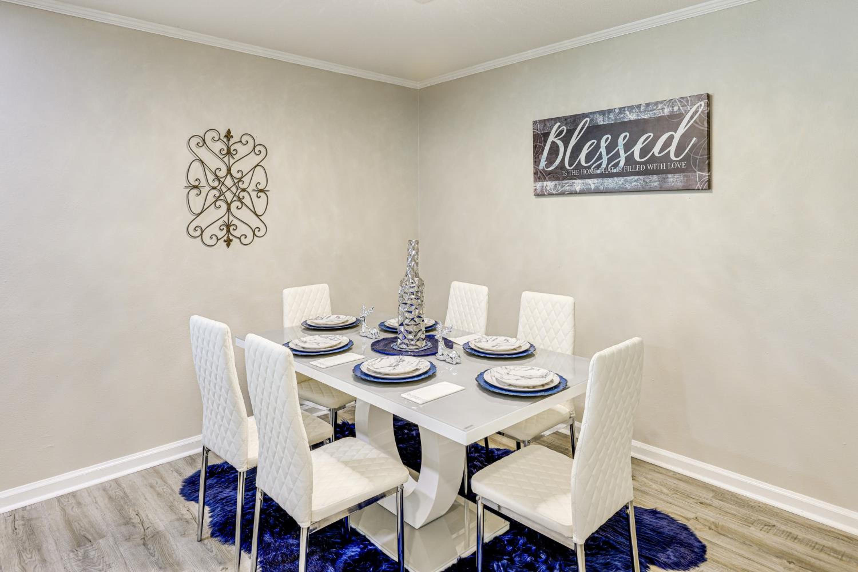 Quiet, Stylish and Convenient Home in Prattville