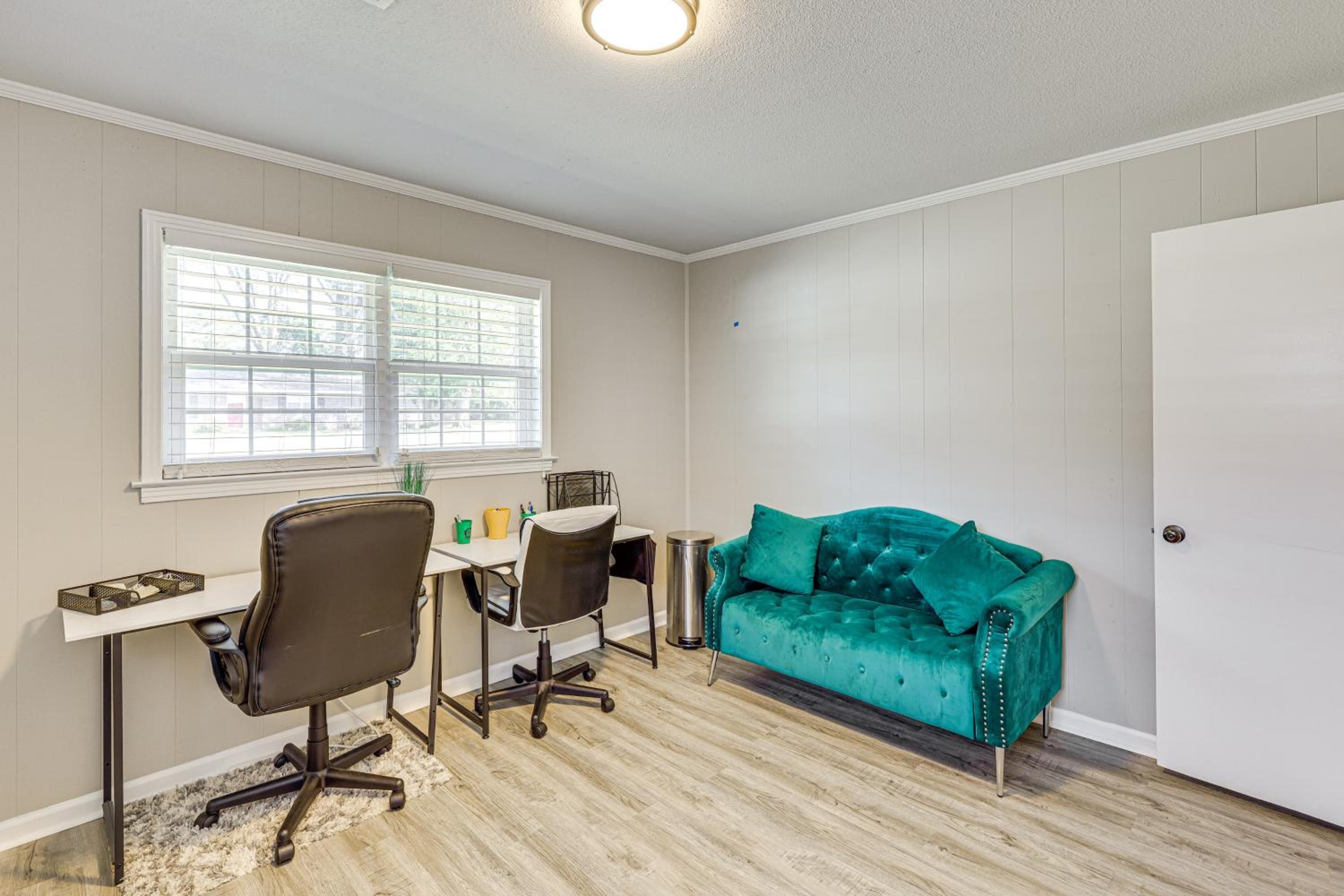 Quiet, Stylish and Convenient Home in Prattville