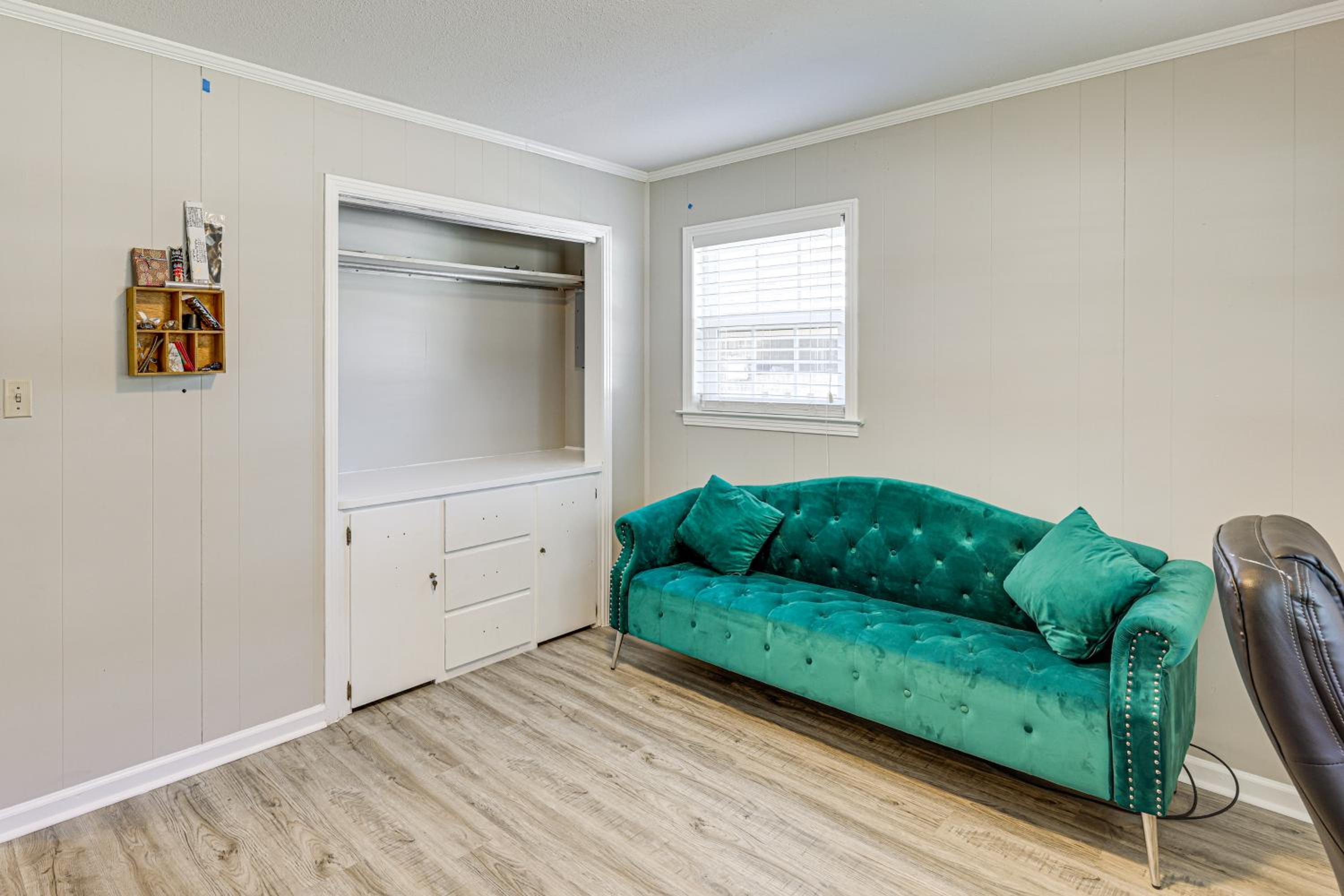 Quiet, Stylish and Convenient Home in Prattville