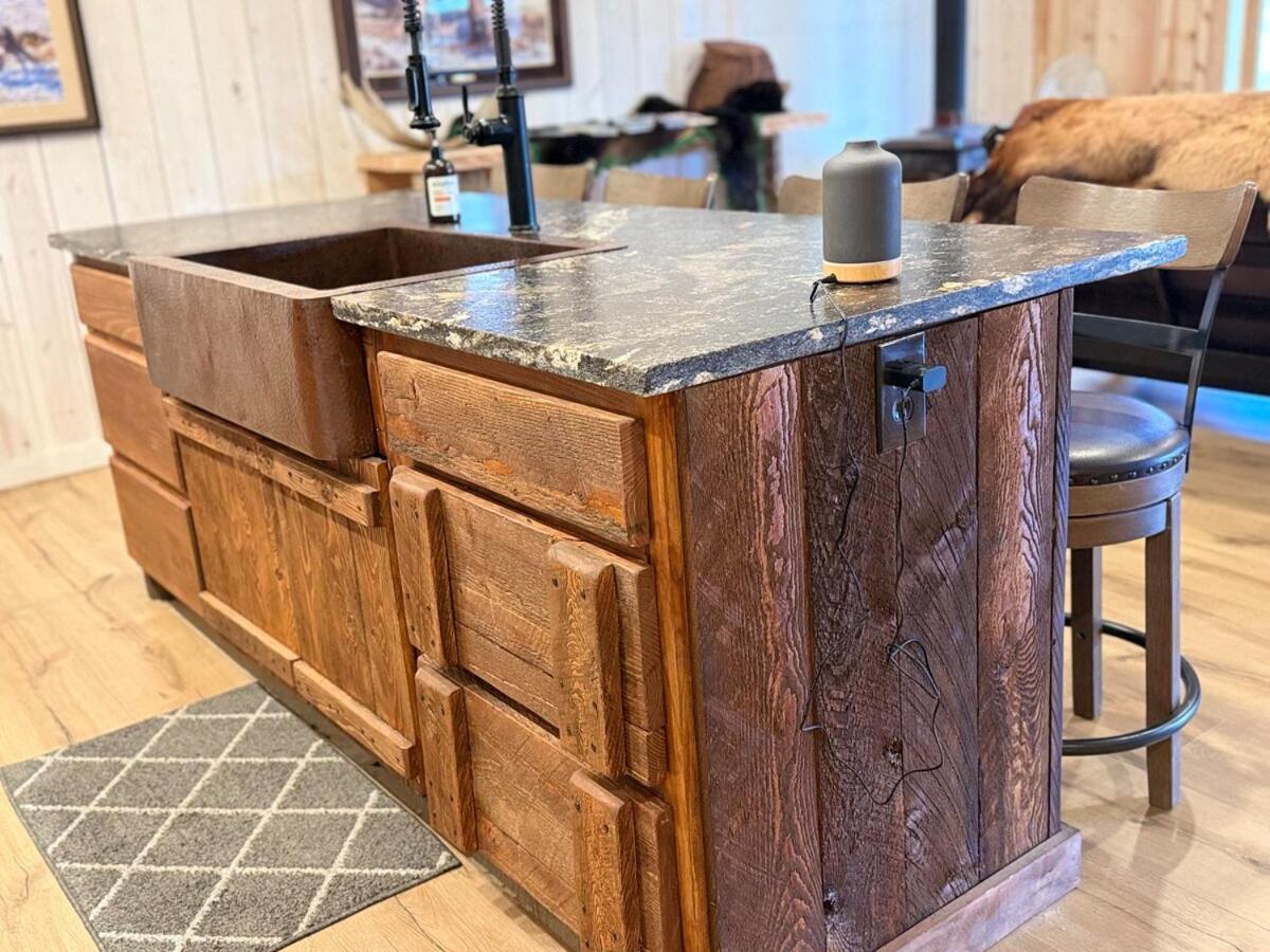 Sheep Creek Ranch Apartment