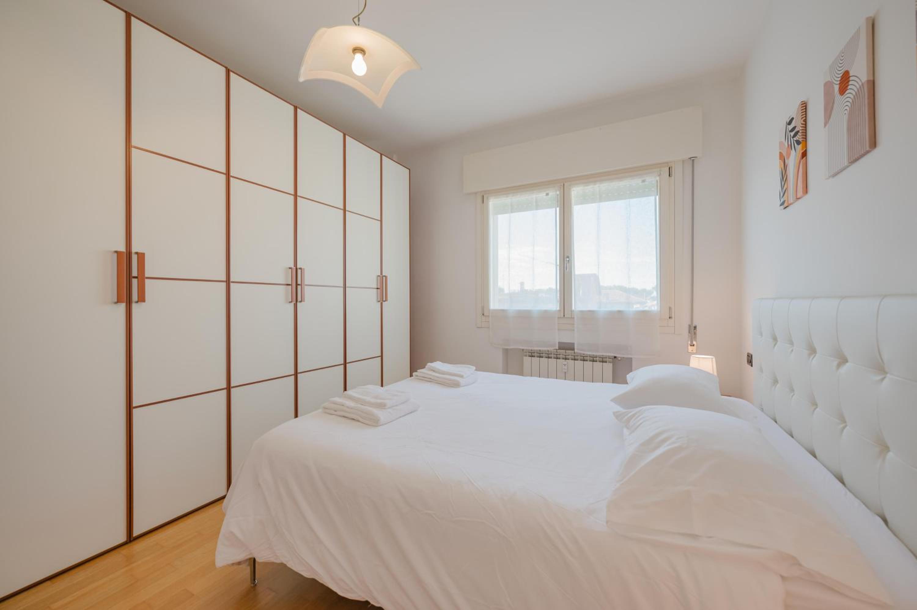 Poppy's Flat - 10 min from Venice & Train Station