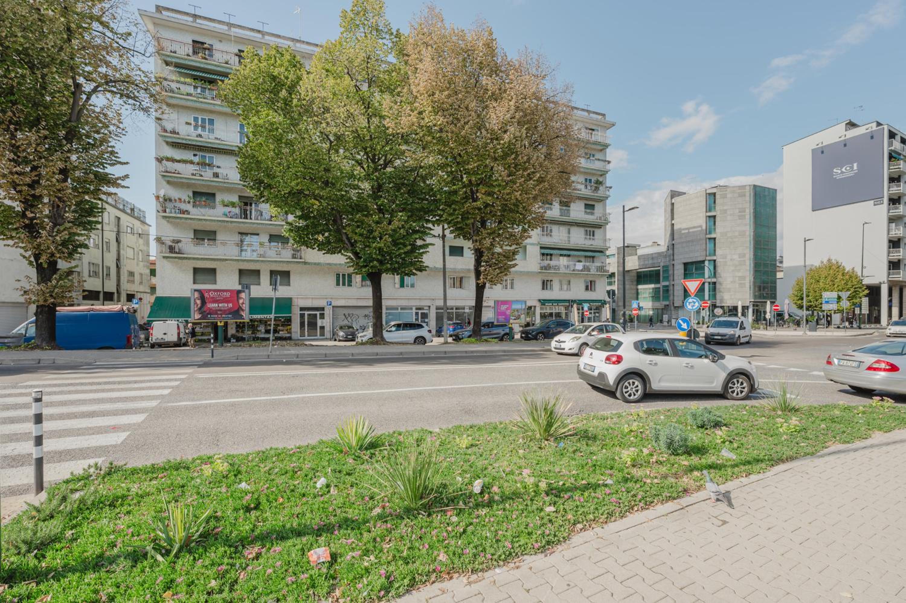 Poppy's Flat - 10 min from Venice & Train Station