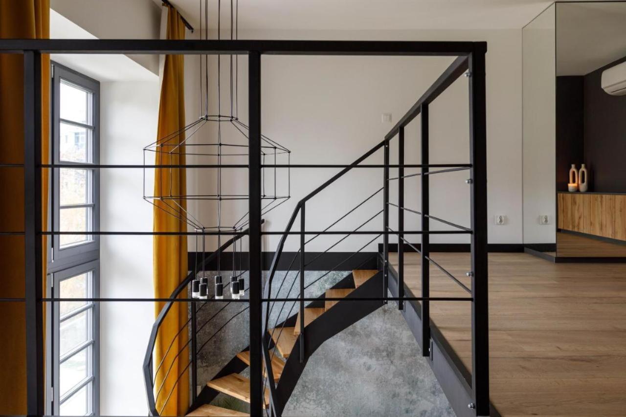 Chic Apartments - Cozy and Stylish - City Center - JP33