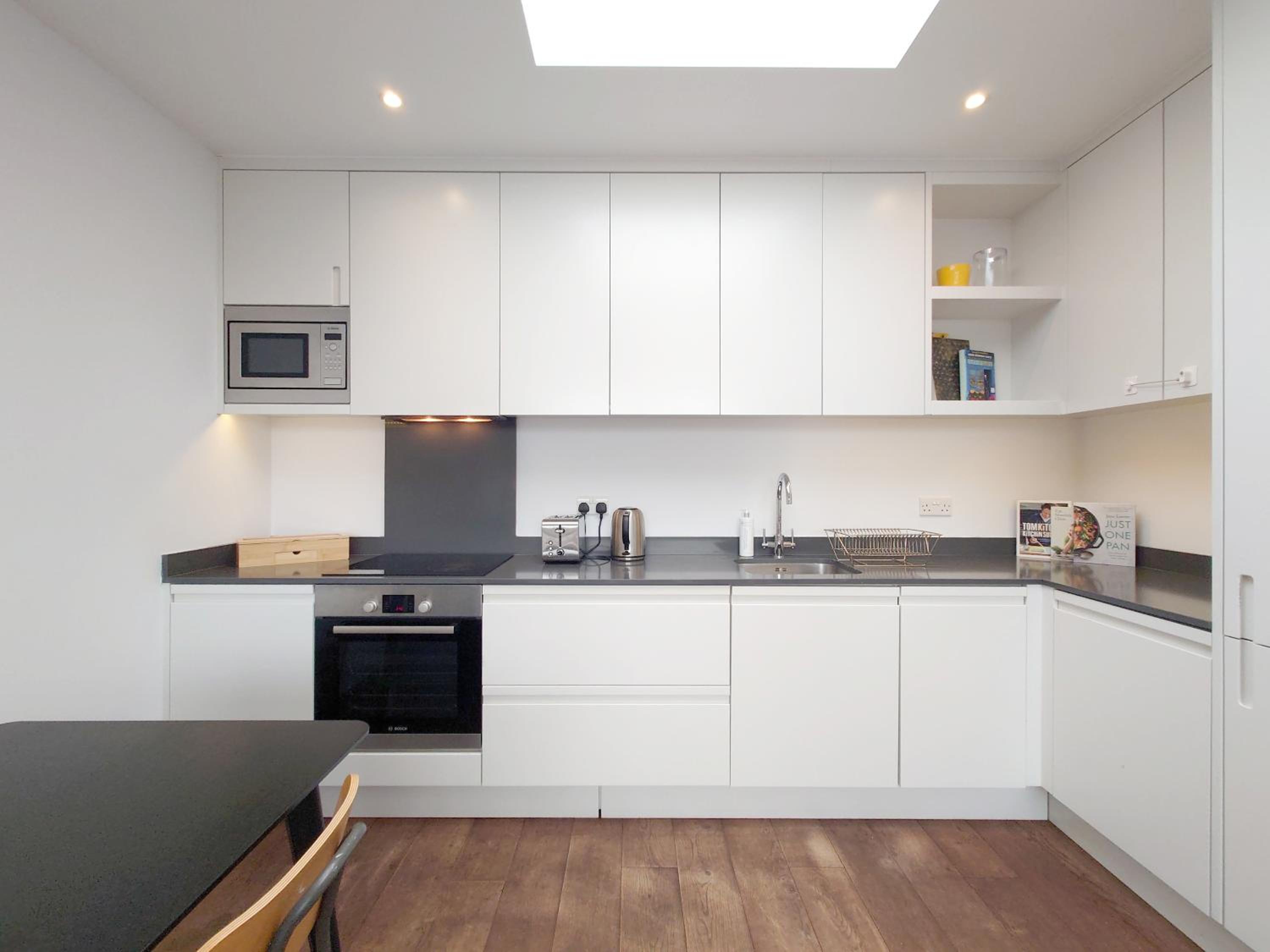 Comfortable Two-Bed Apartment in Hackney