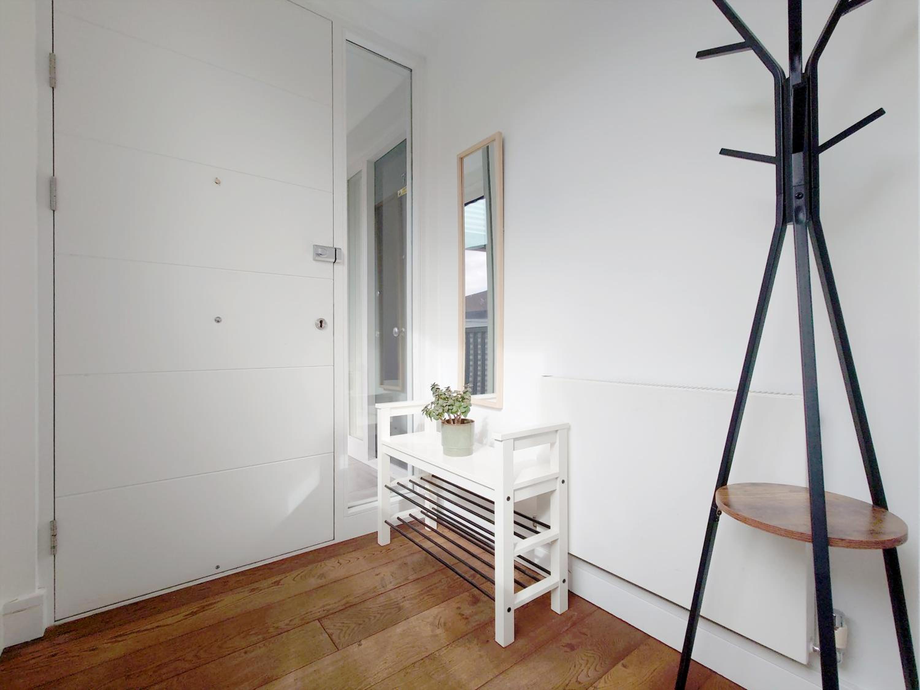 Comfortable Two-Bed Apartment in Hackney