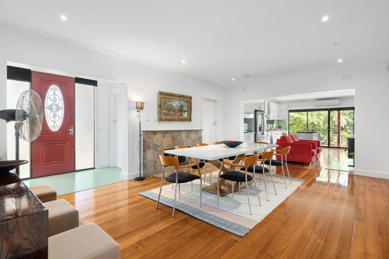 Mornington Escape 350m to beach