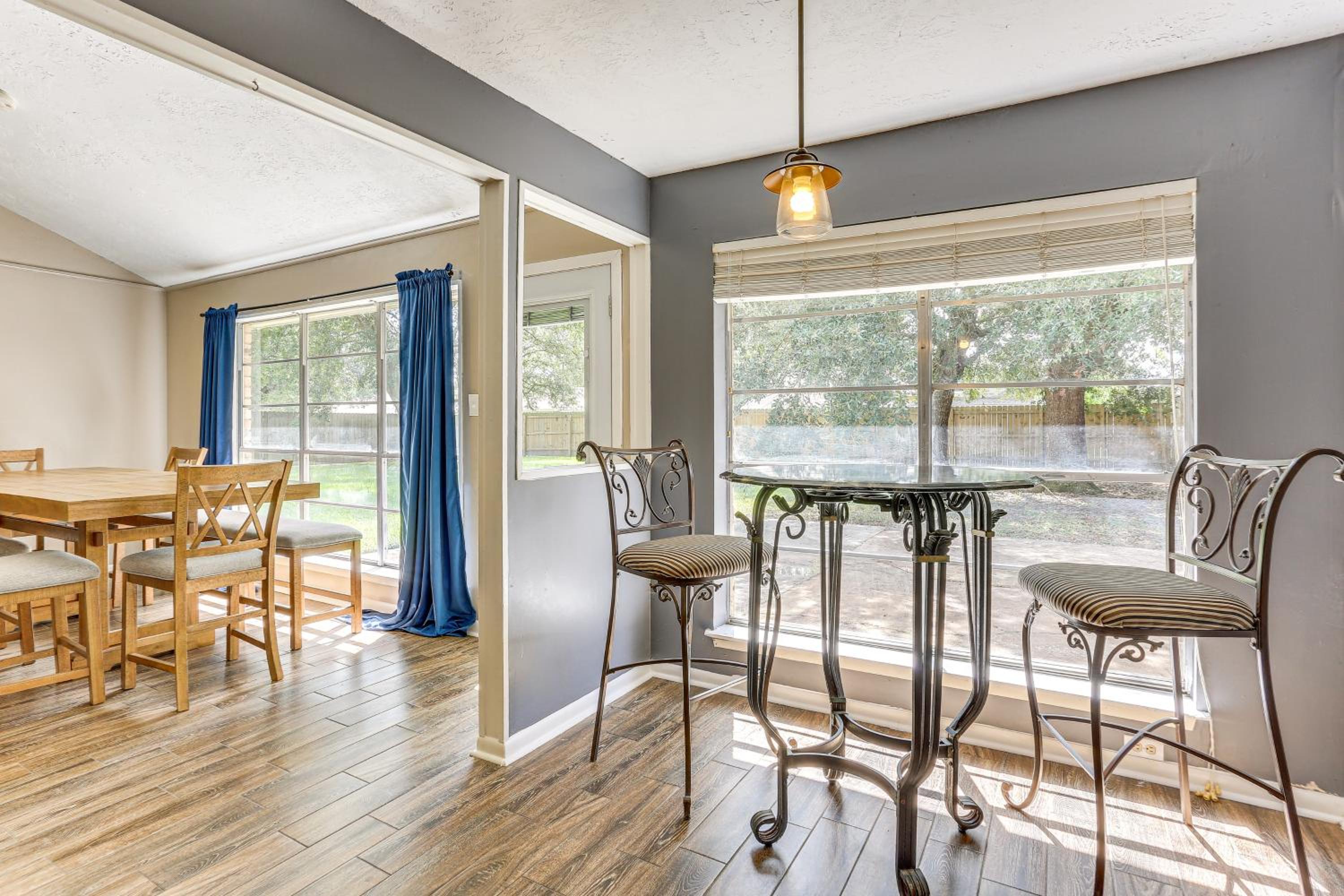 Fish, Golf, Explore Home 3 Mi to Prien Lake Park!