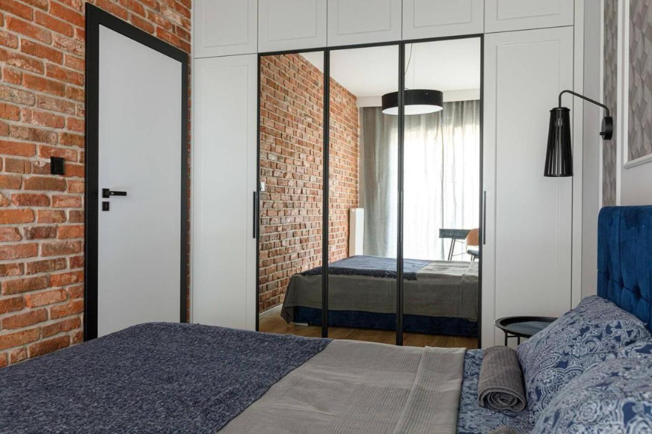 Chic Apartments - Cozy and Stylish - City Center - JP19