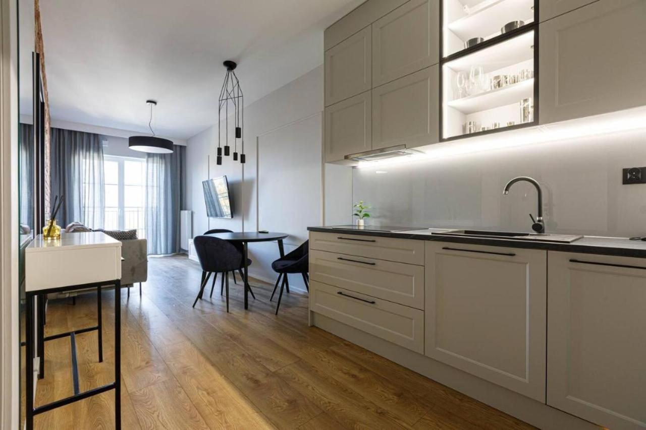 Chic Apartments - Cozy and Stylish - City Center - JP19