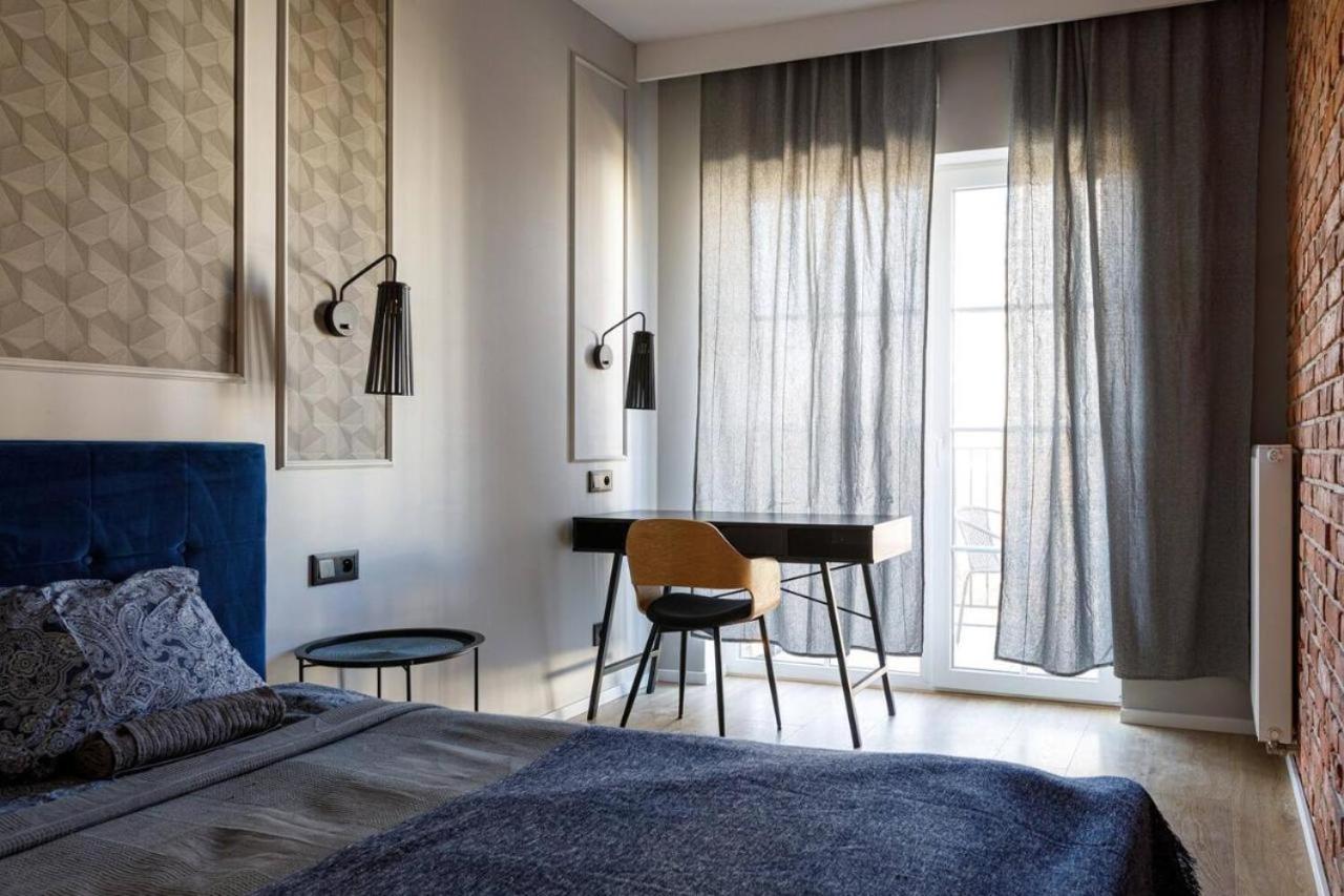 Chic Apartments - Cozy and Stylish - City Center - JP19