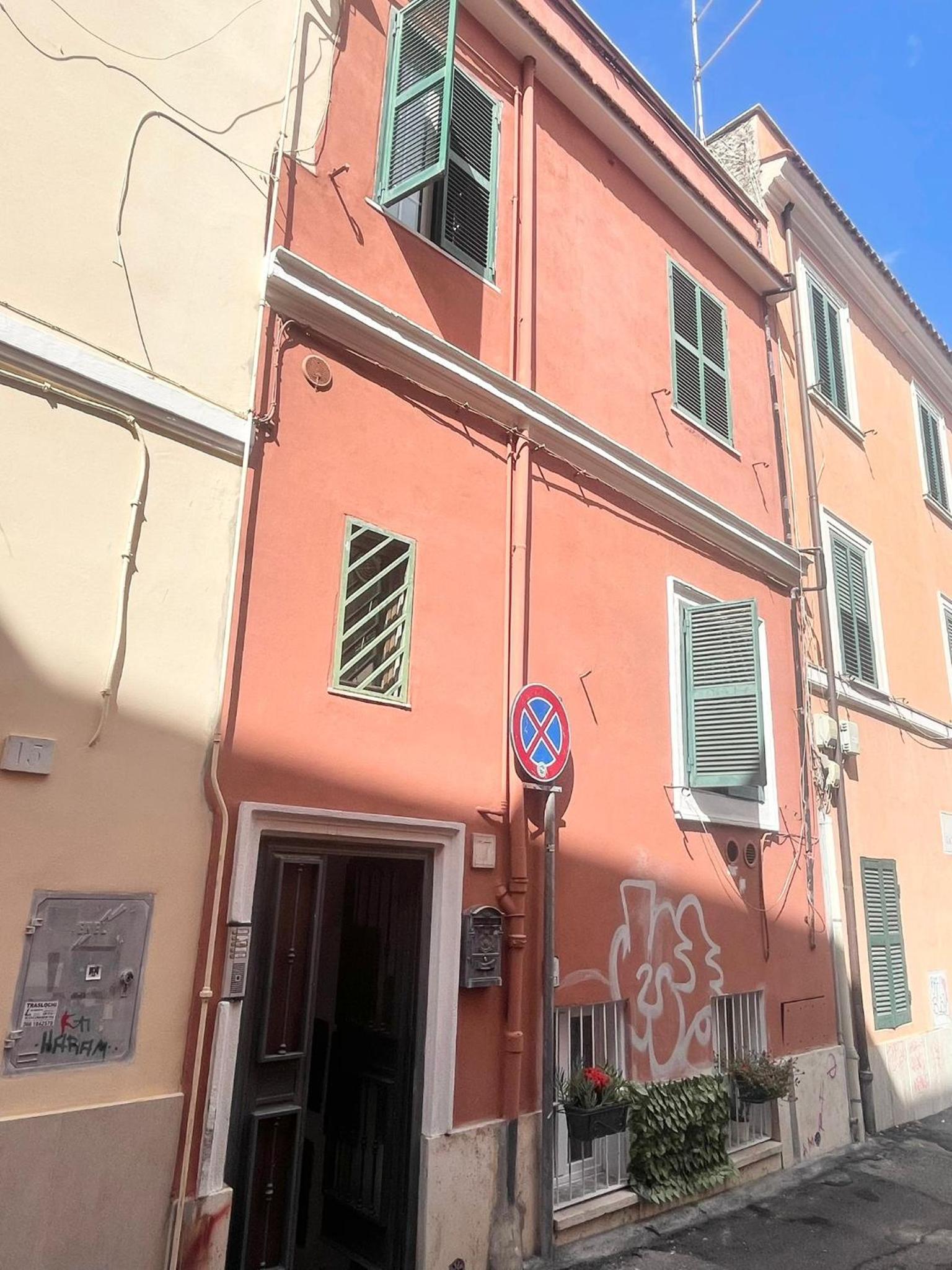 Vicolo 17