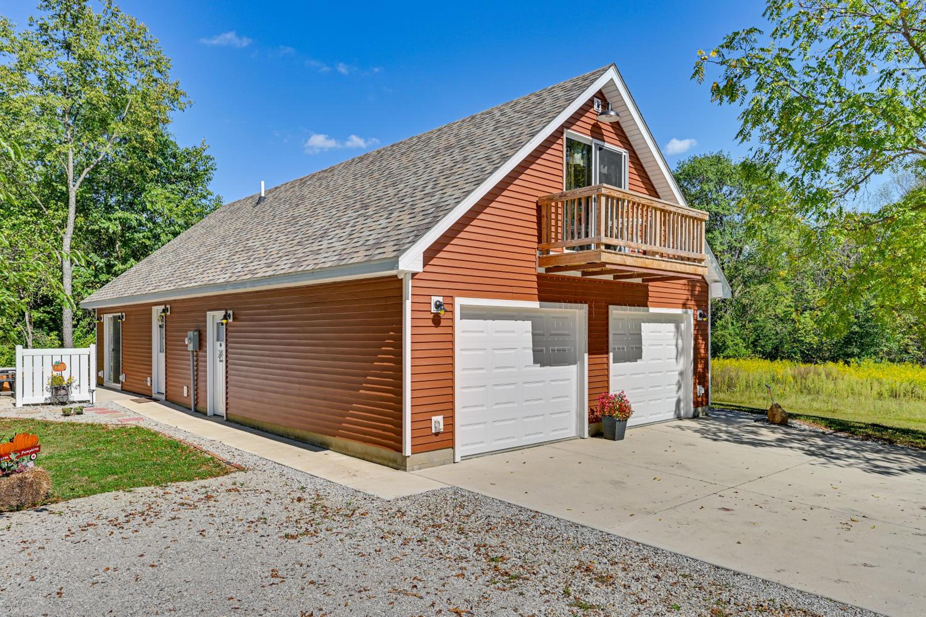 Studio with Trails 4 Mi to Erie Canal Park!