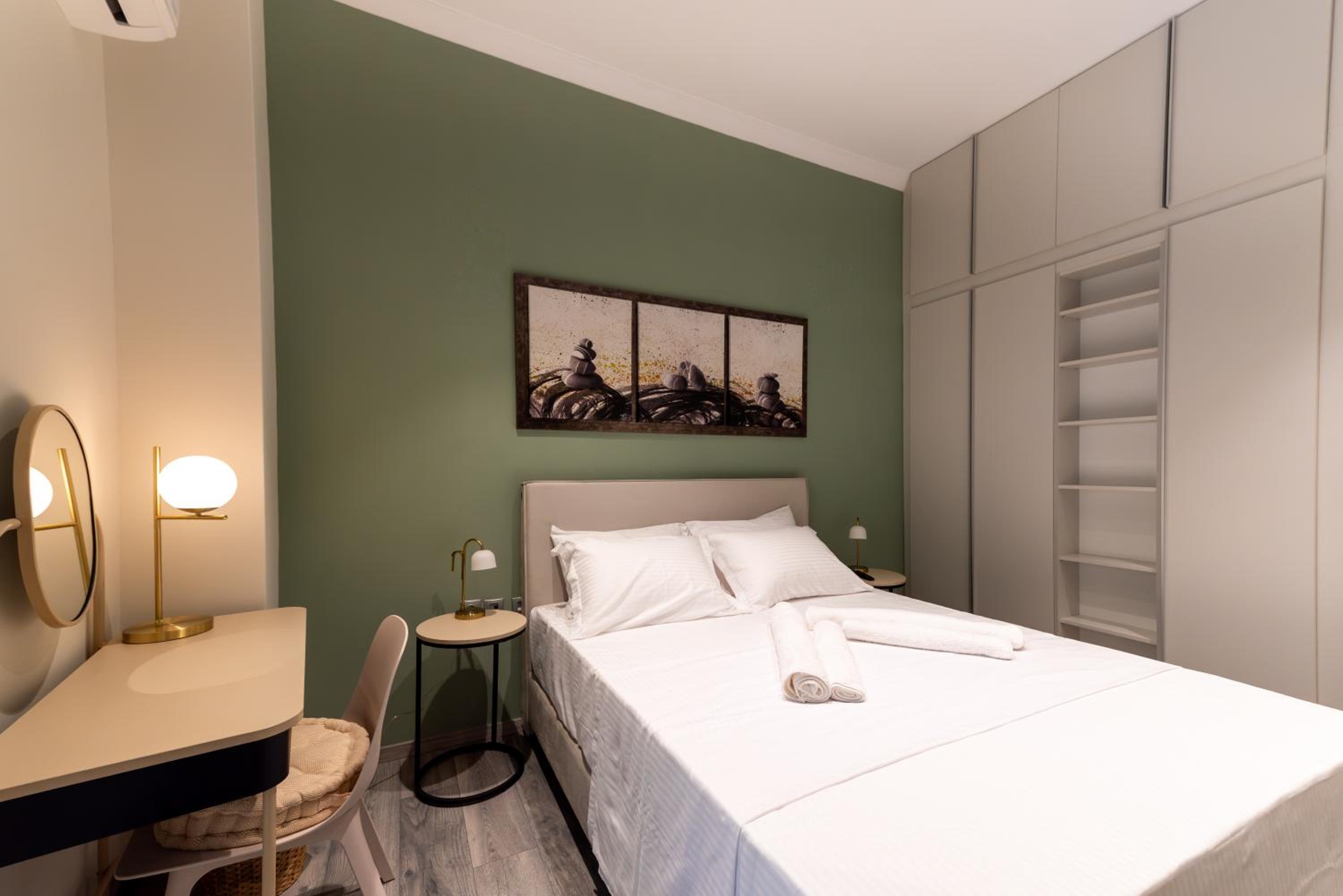 Mondeus Inn Luxury Suites Δ1 & Δ2