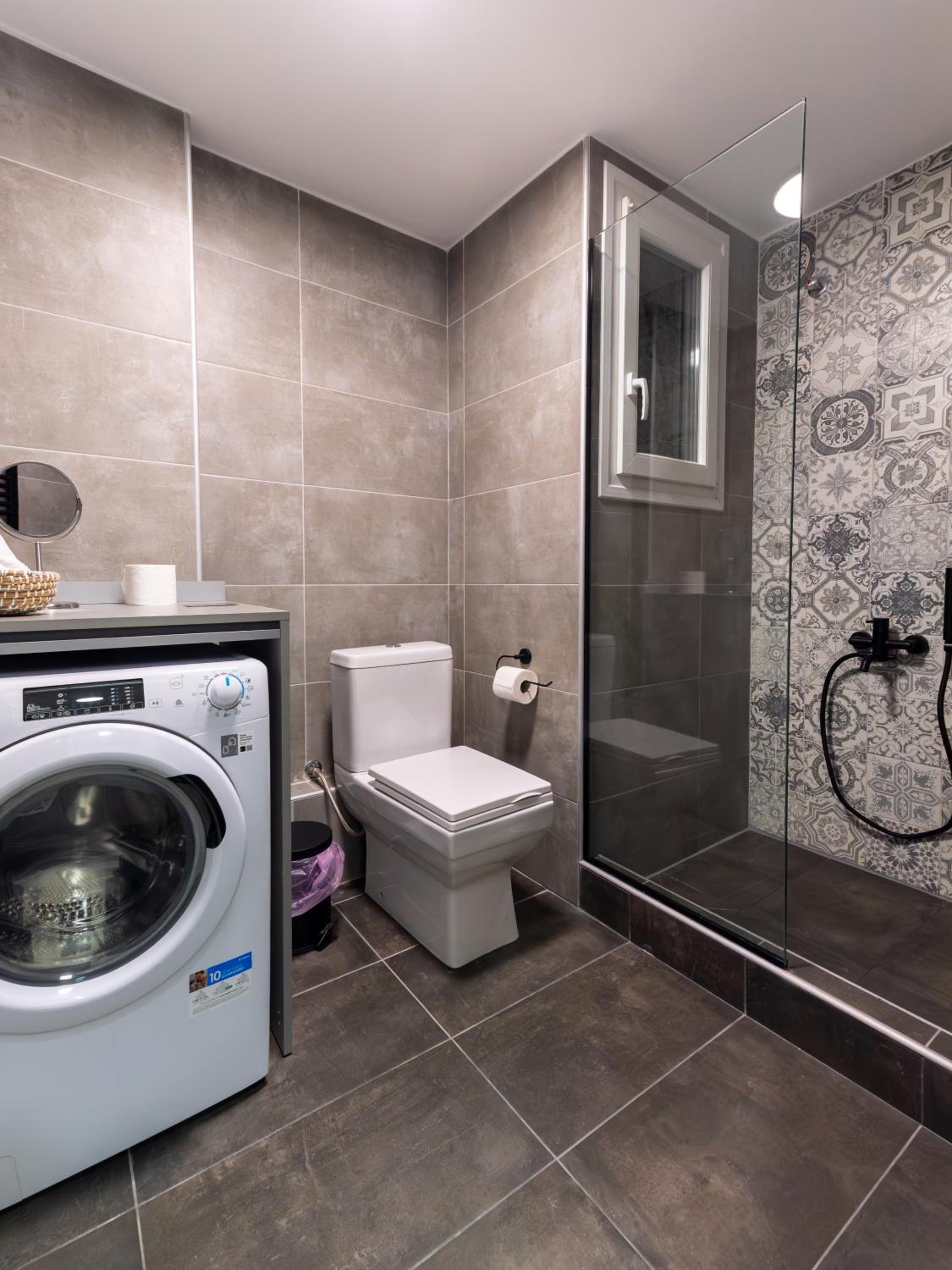 Mondeus Inn Luxury Suites Δ1 & Δ2