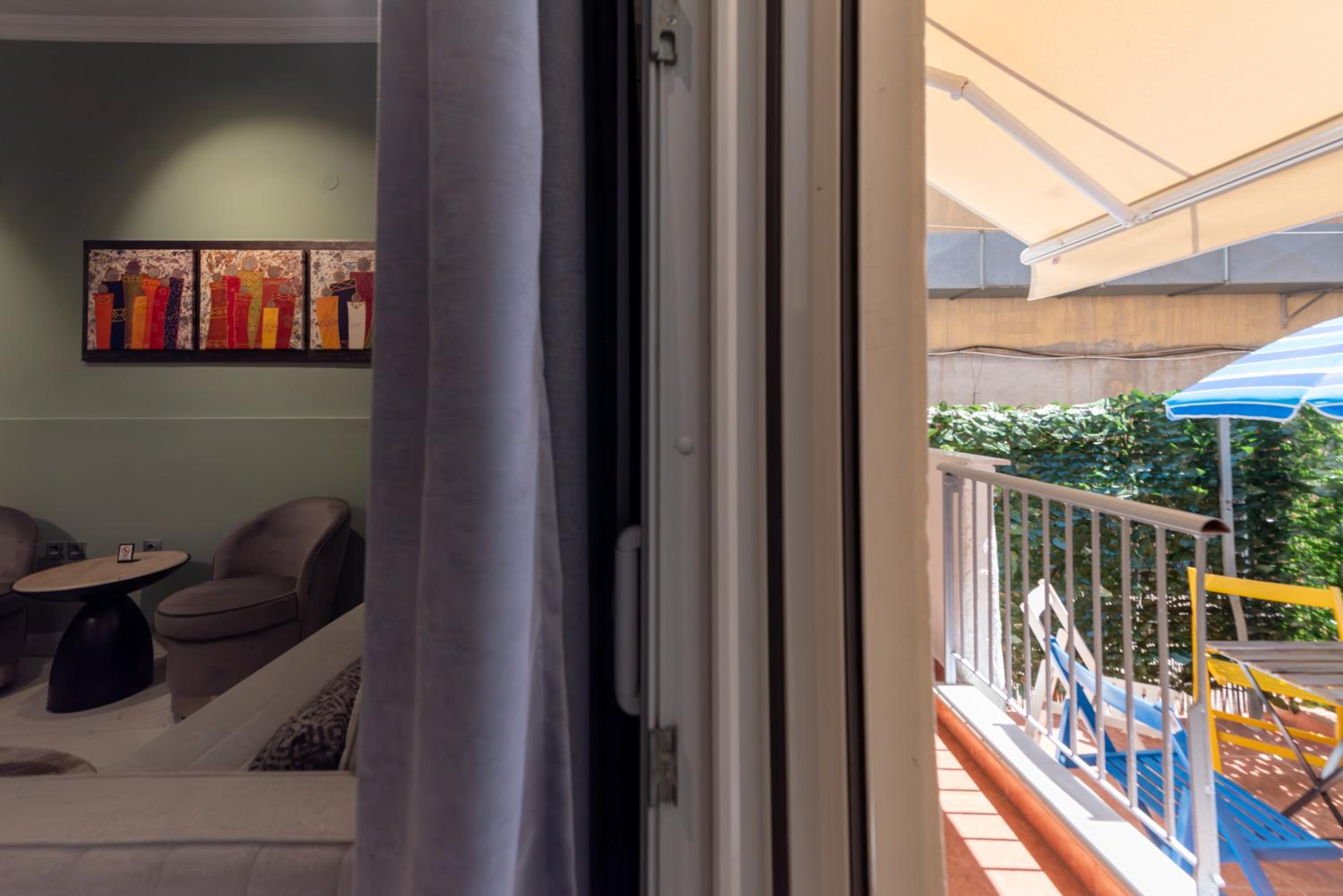 Mondeus Inn Luxury Suites Δ1 & Δ2