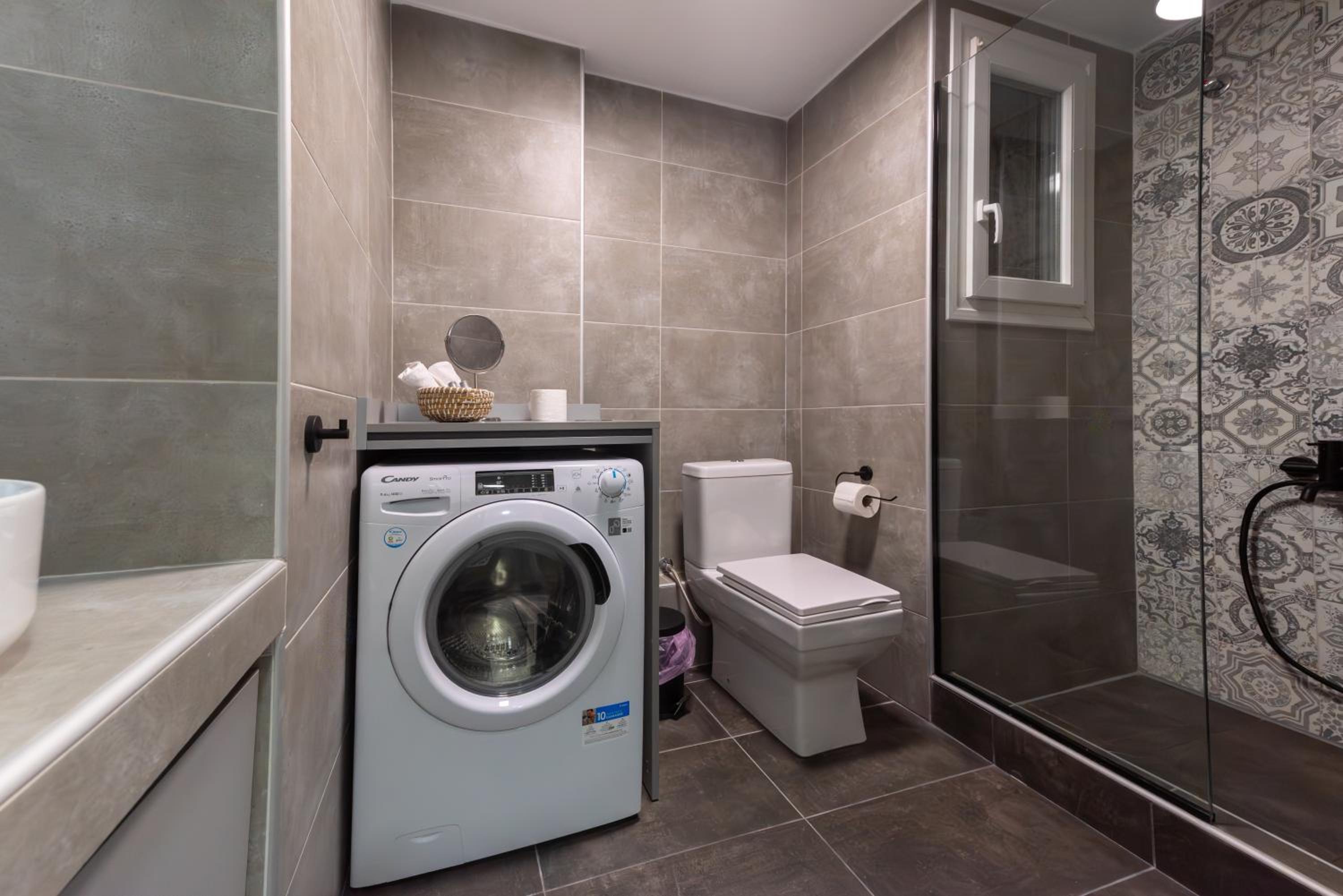Mondeus Inn Luxury Suites Δ1 & Δ2