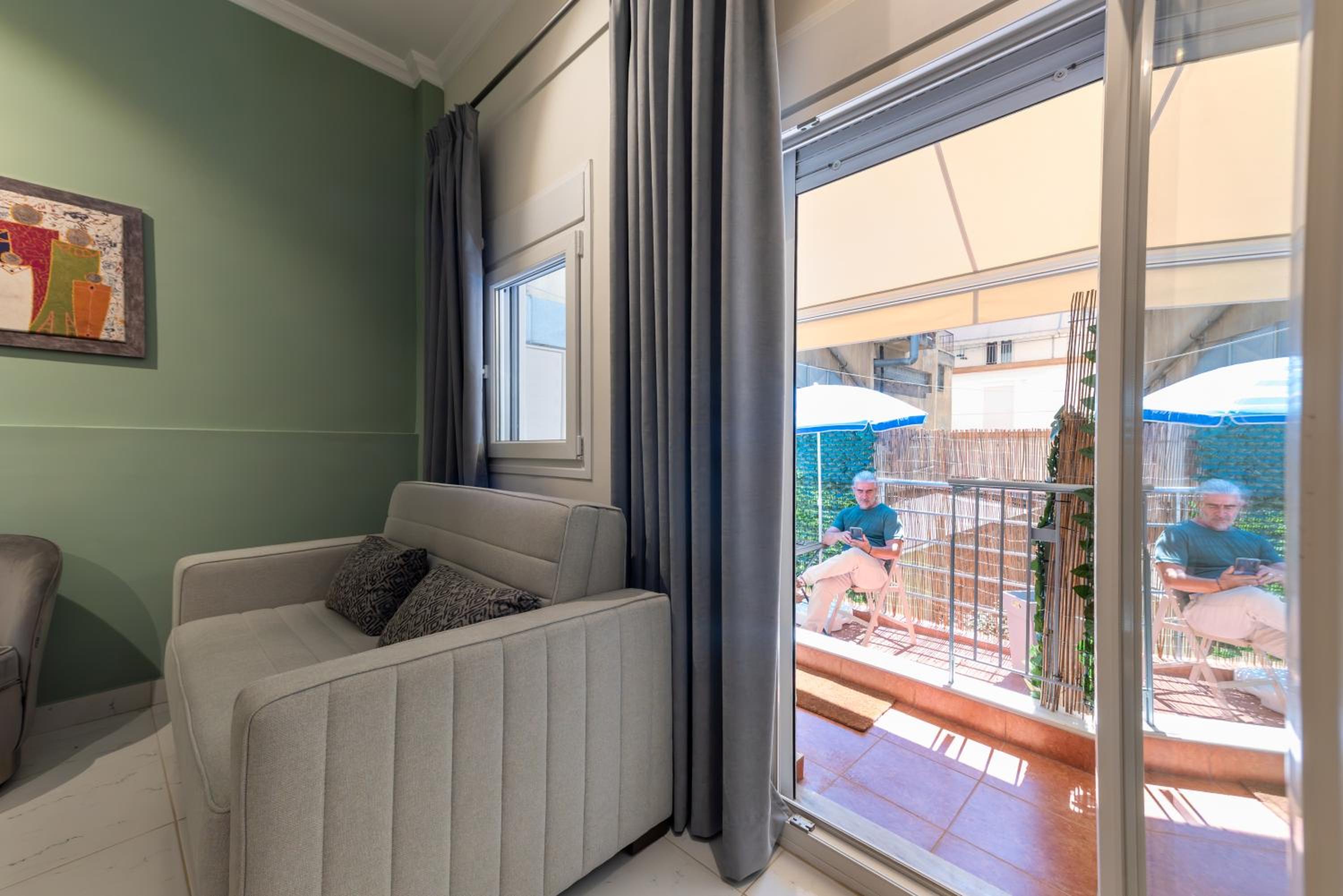 Mondeus Inn Luxury Suites Δ1 & Δ2