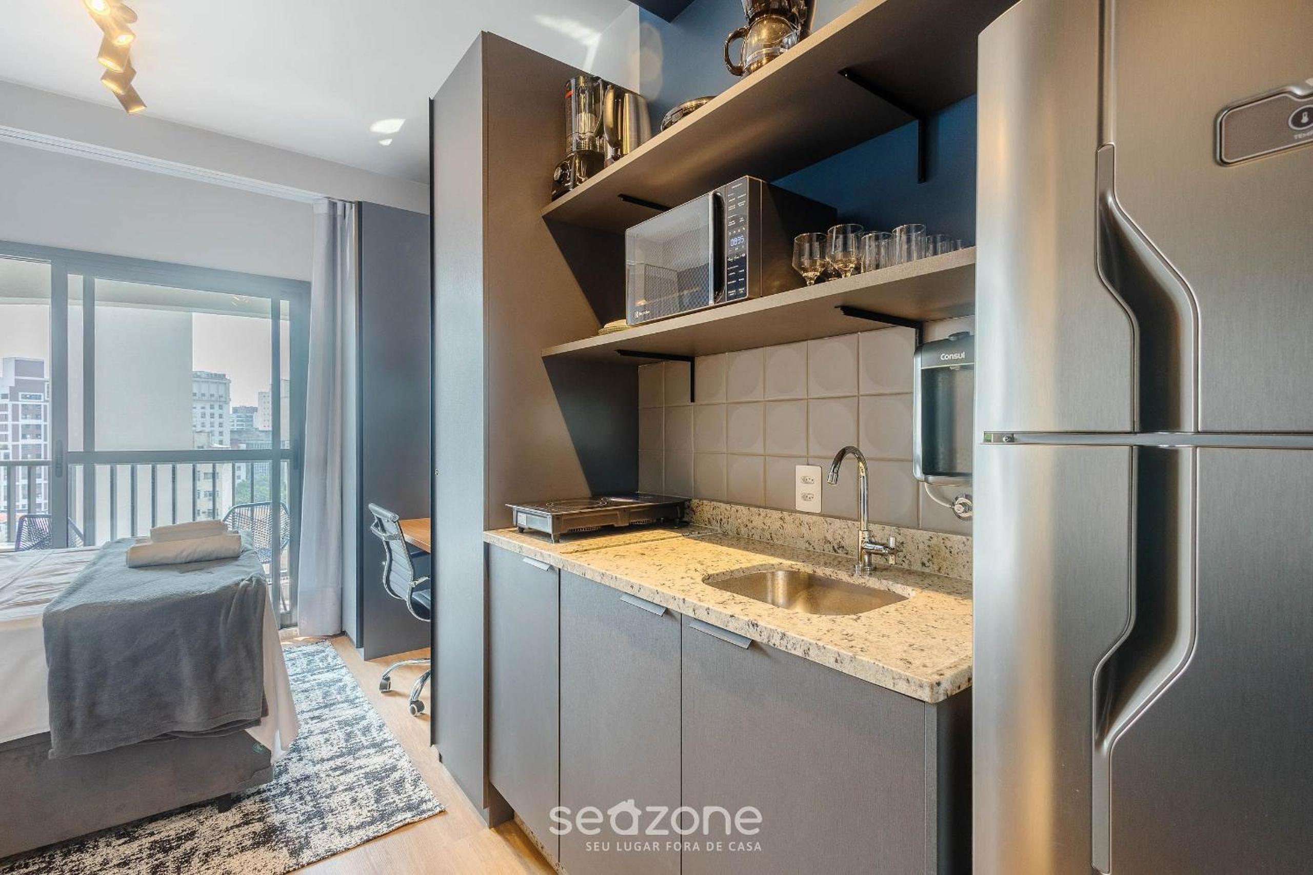 Modern and Fully Equipped Accommodations Near the Metro and Praça da República - DNRs