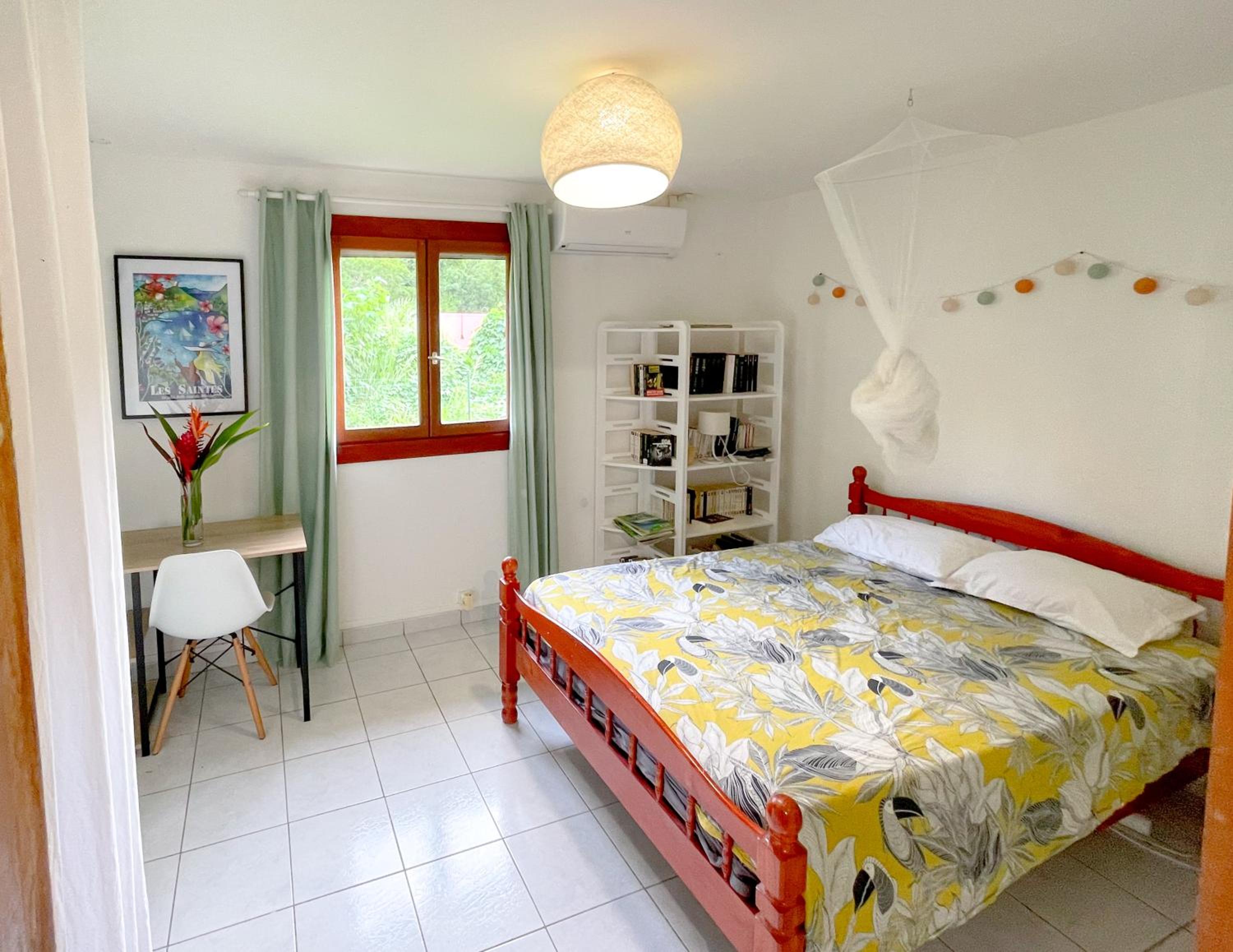 Ti kaz houelmont studio vue jardin, proche plage de Rivière-Sens