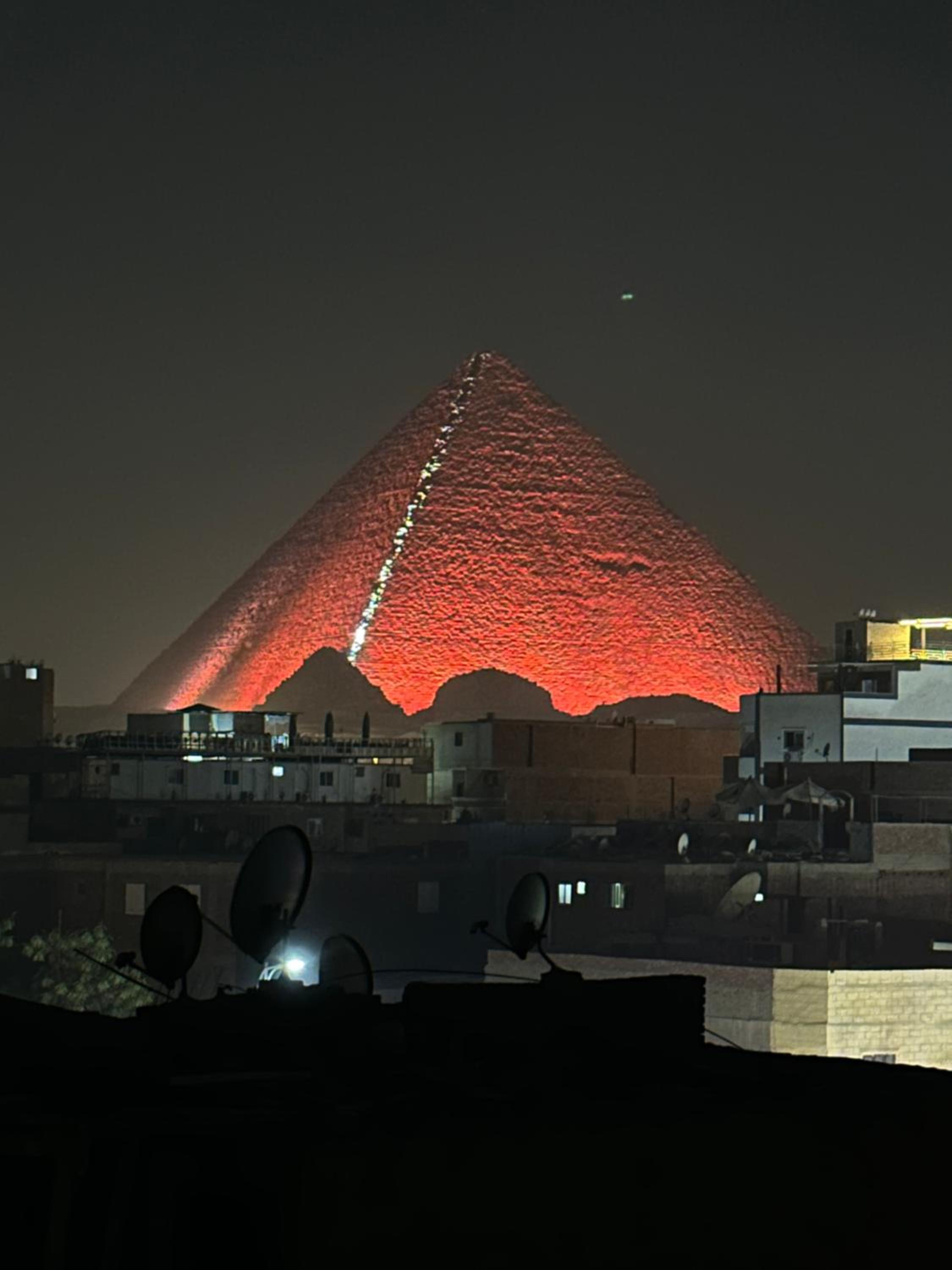 Great Pyramids view Lodge