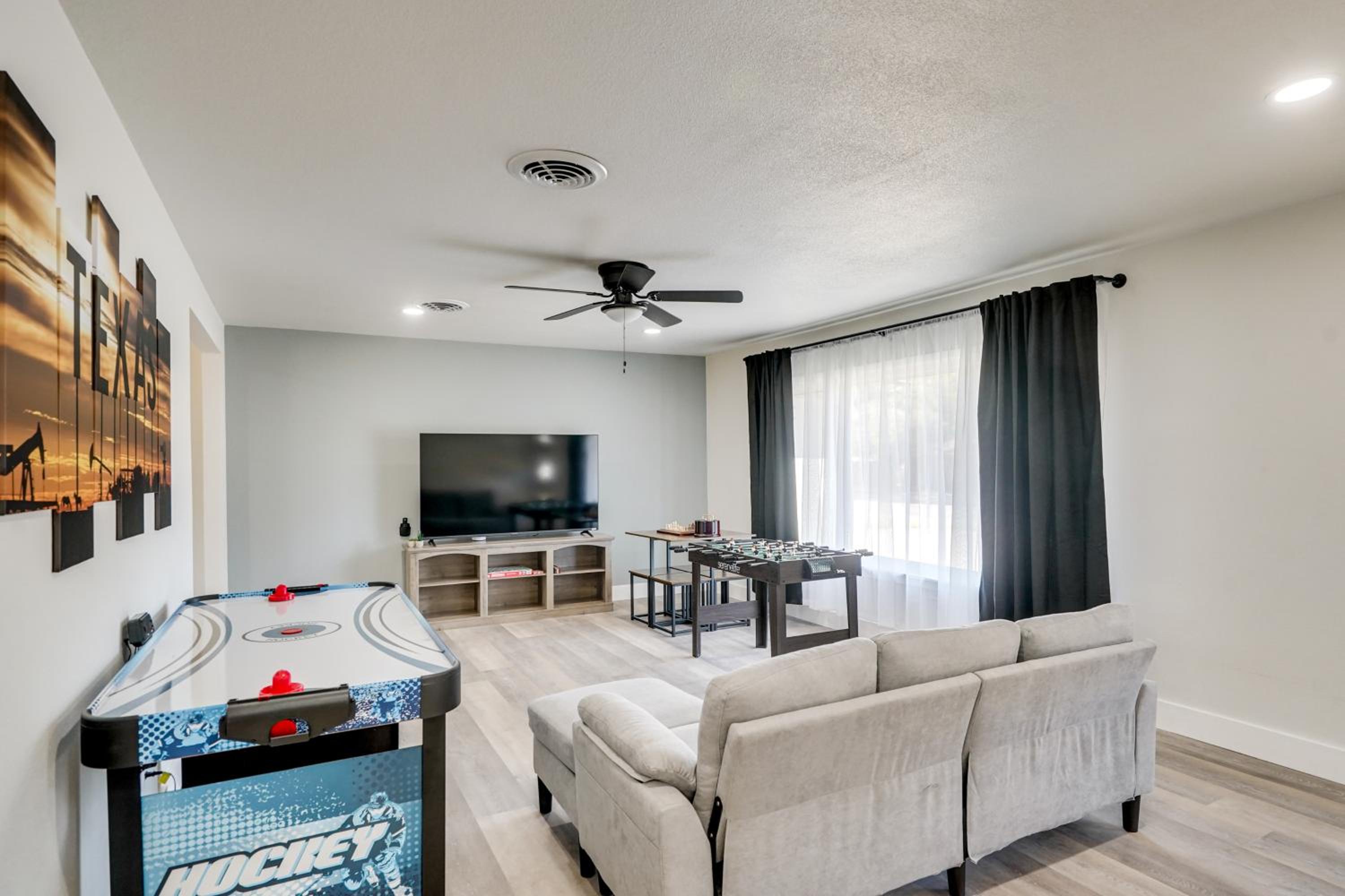 Backyard and Game Room! Home in Heart of Midland