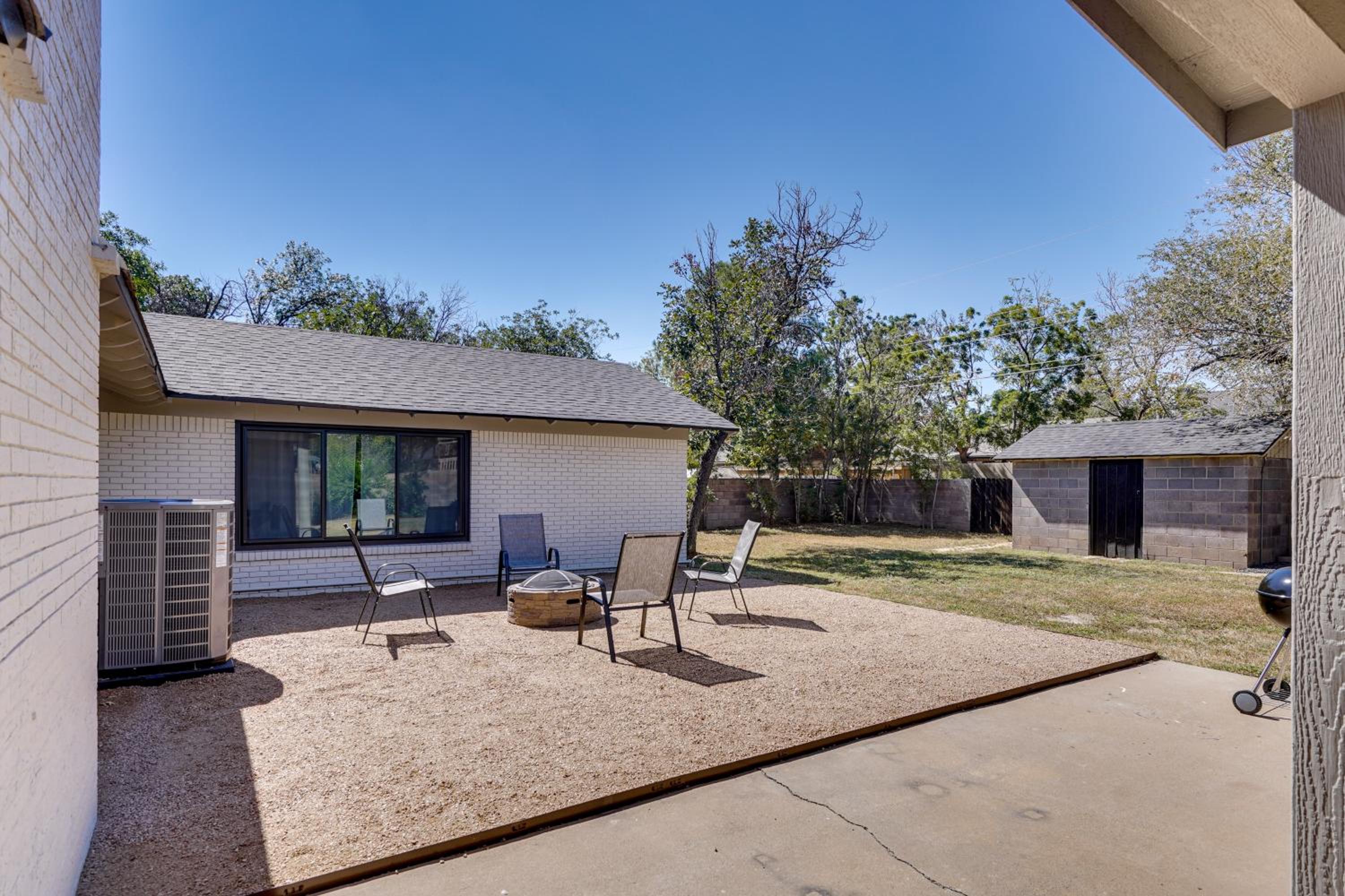 Backyard and Game Room! Home in Heart of Midland