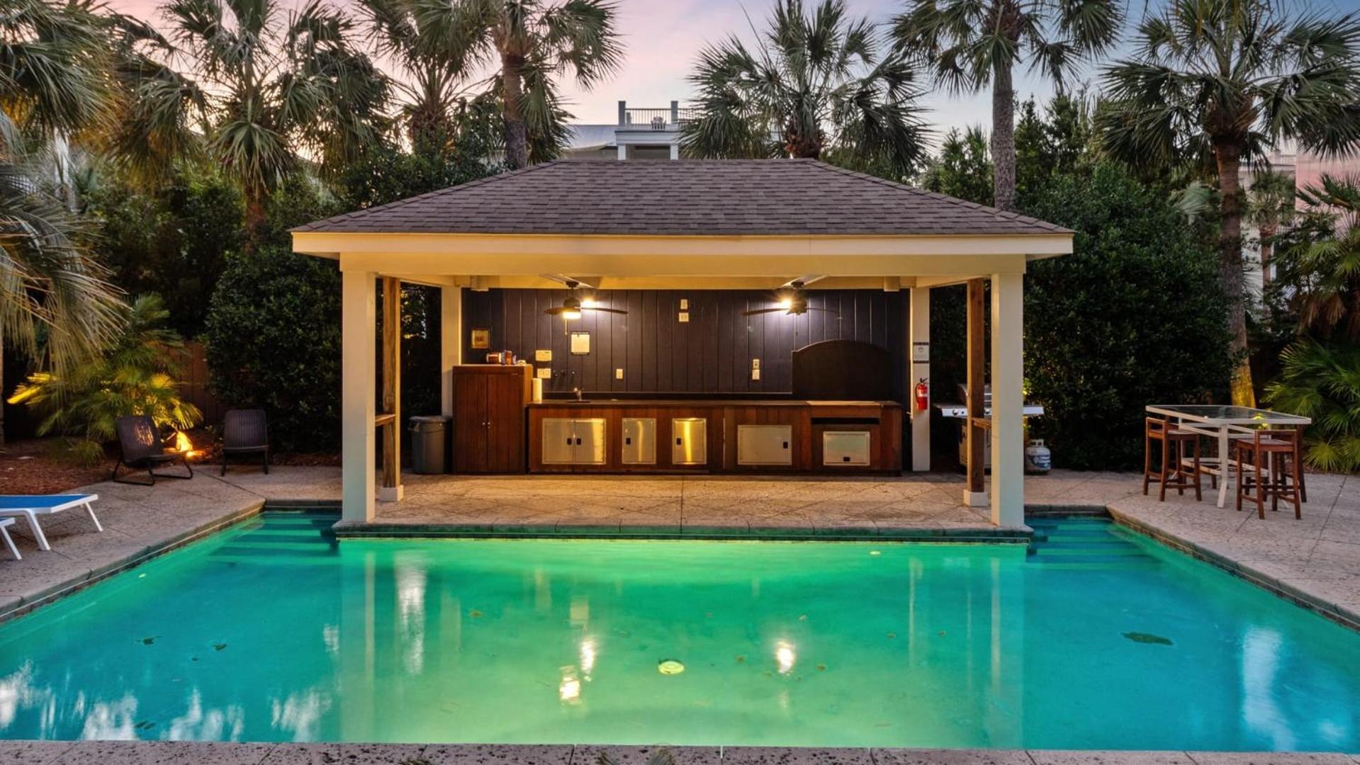 Private Pool Putting Green Steps to Isle of Palms Beach Paradise on Palm