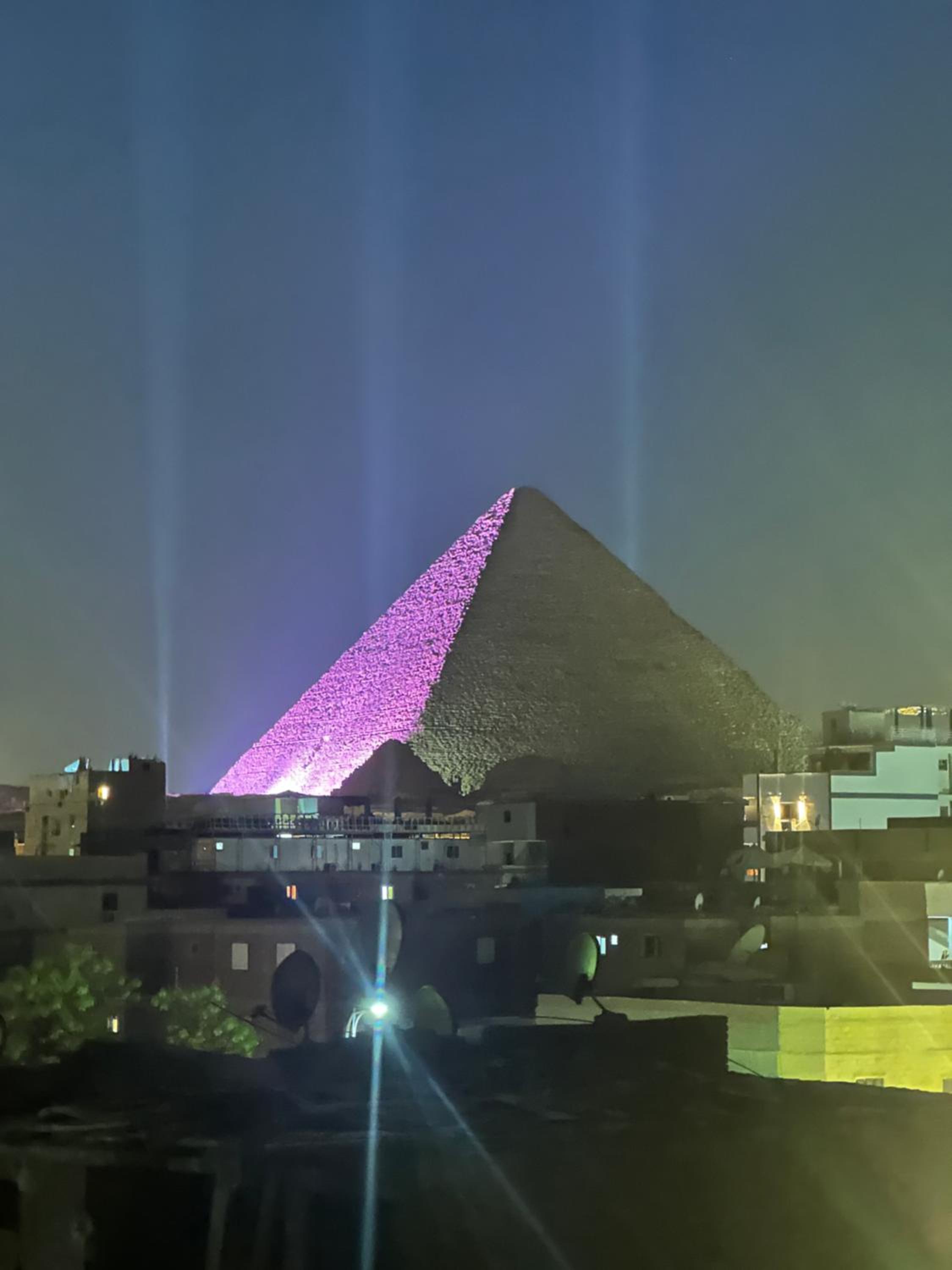 Great Pyramids view Lodge