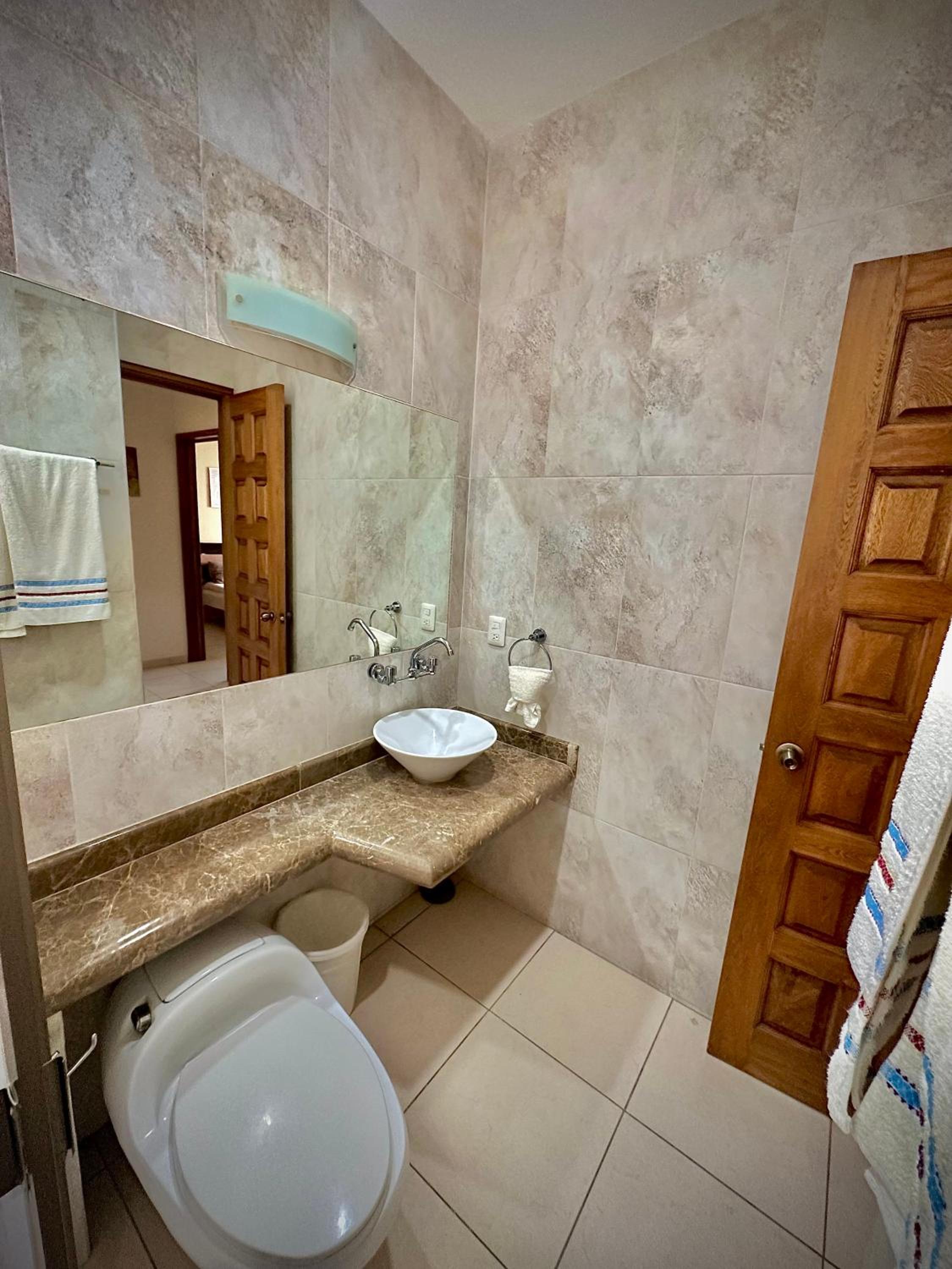 Depa 102A en Huatulco con alberca y terraza 5 min playa
