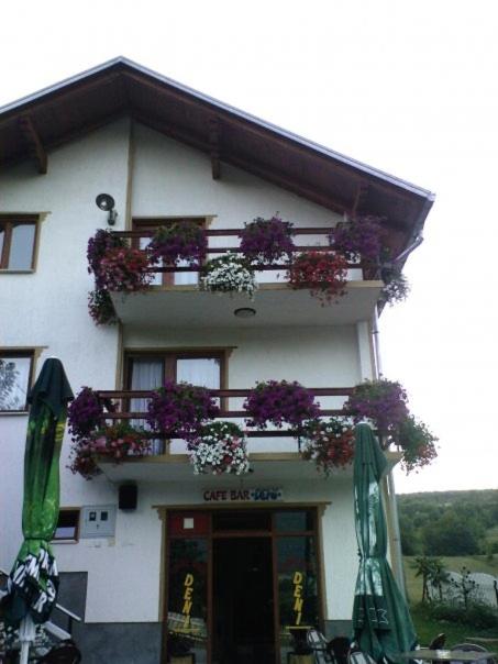 Apartment Una Strbacki Buk