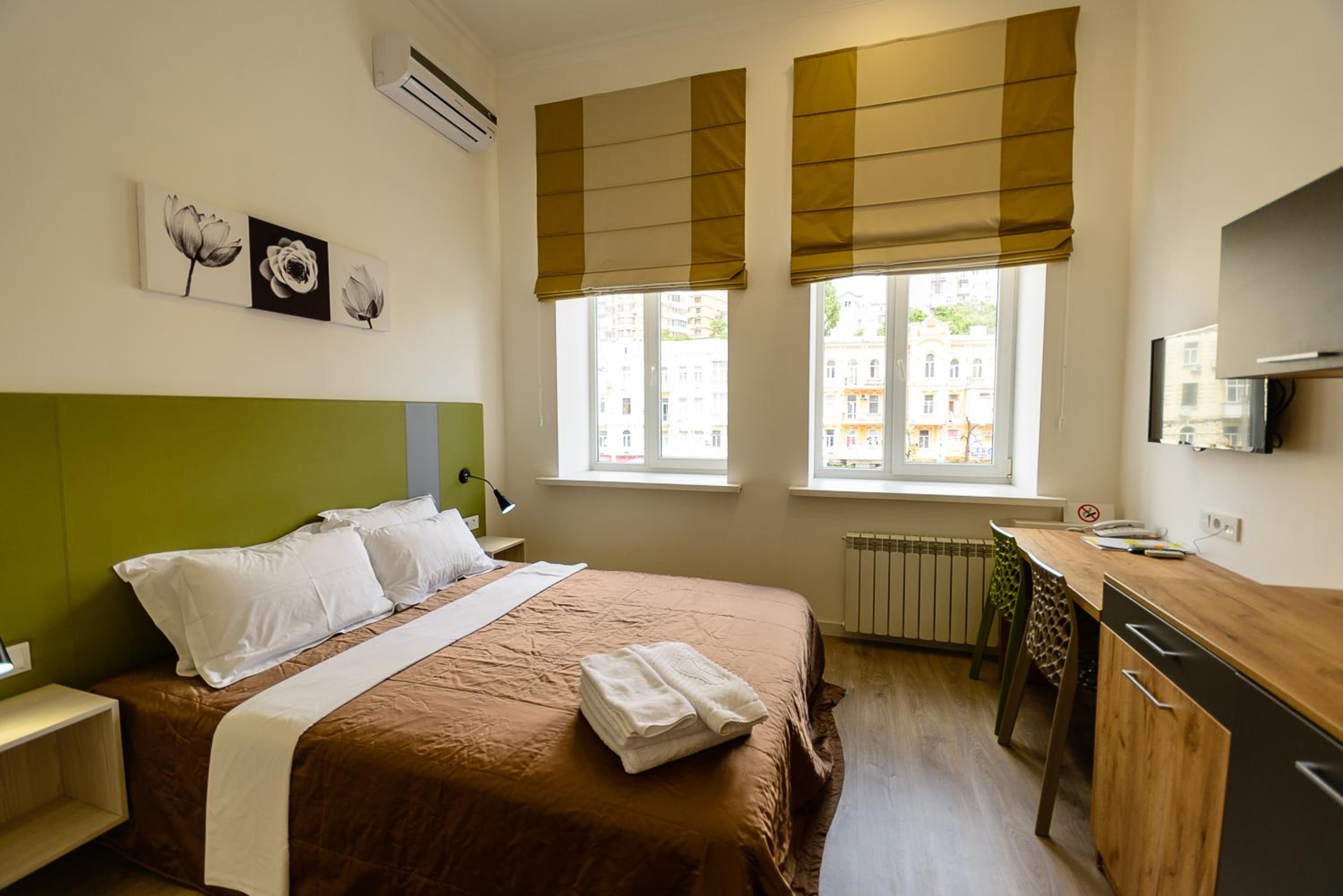 Partner Guest House Baseina view 4