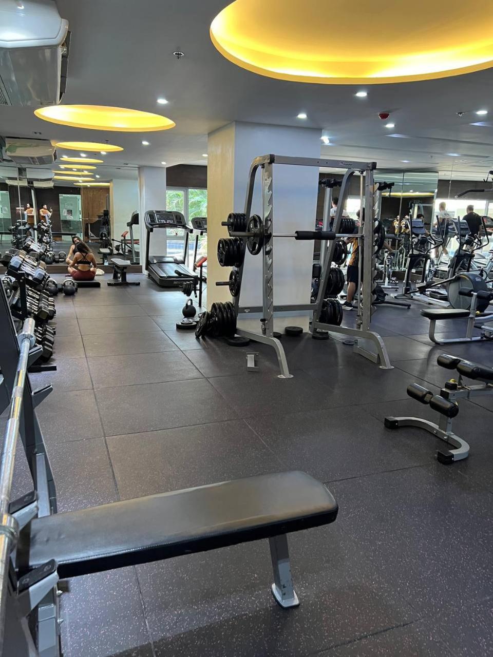 Singapore Theme Sunshine 100 Tower 3 Pioneer Free Pool Gym Internet Netflix