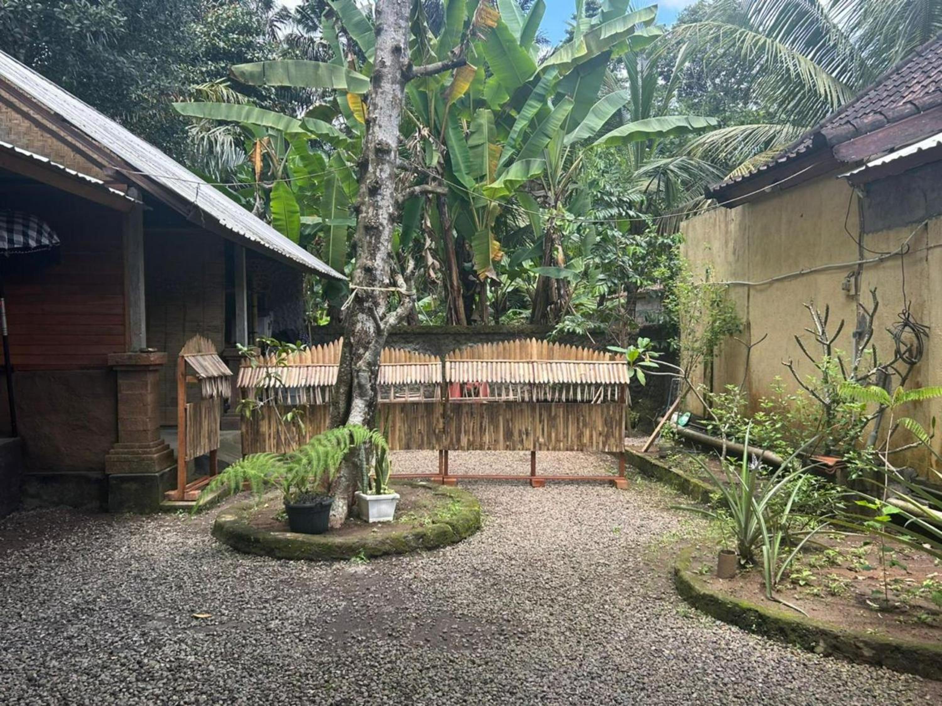 Pondok Sayan Homestay
