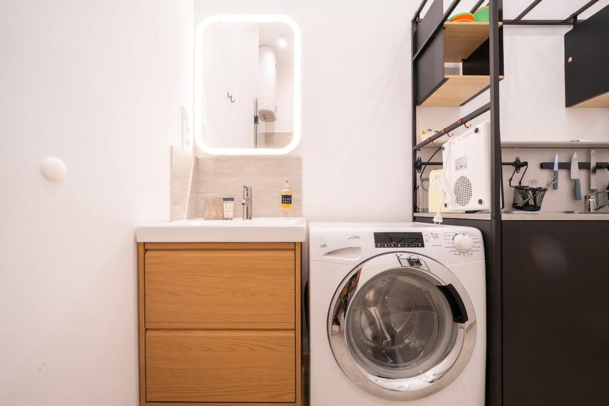 CABAnA I new I AC I wifi I URBAN I Space