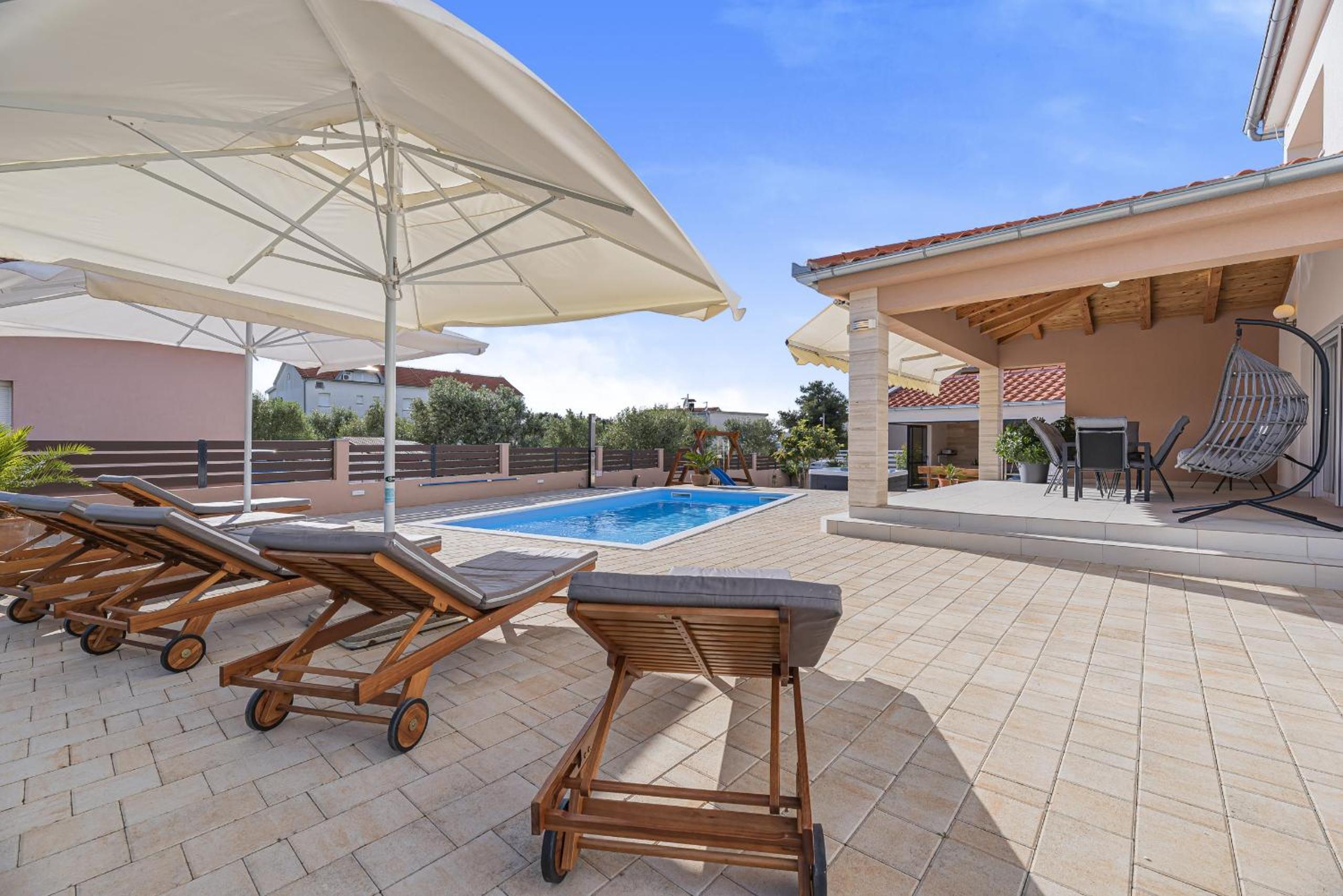 Villa Kunfin ZadarVillas