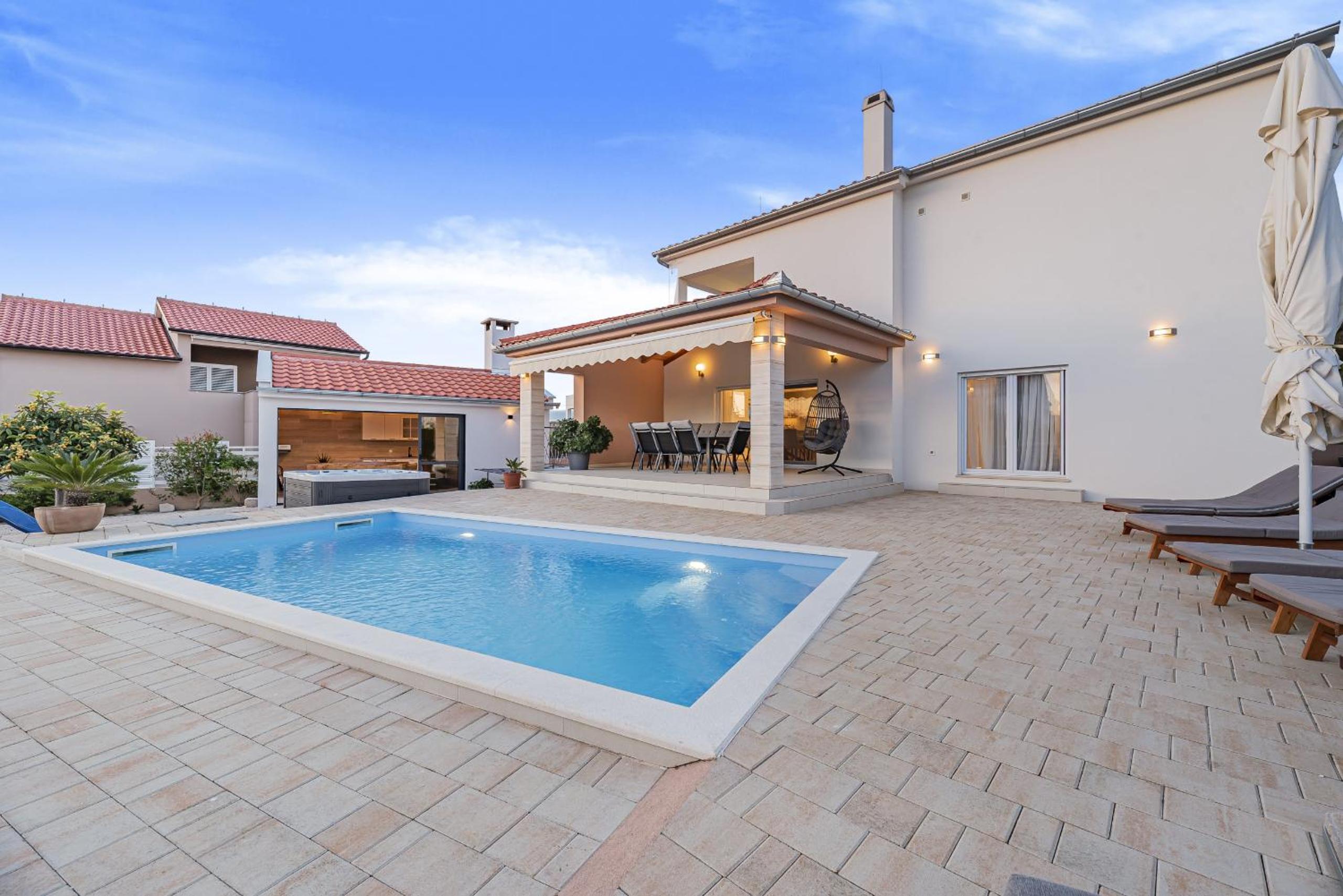 Villa Kunfin ZadarVillas