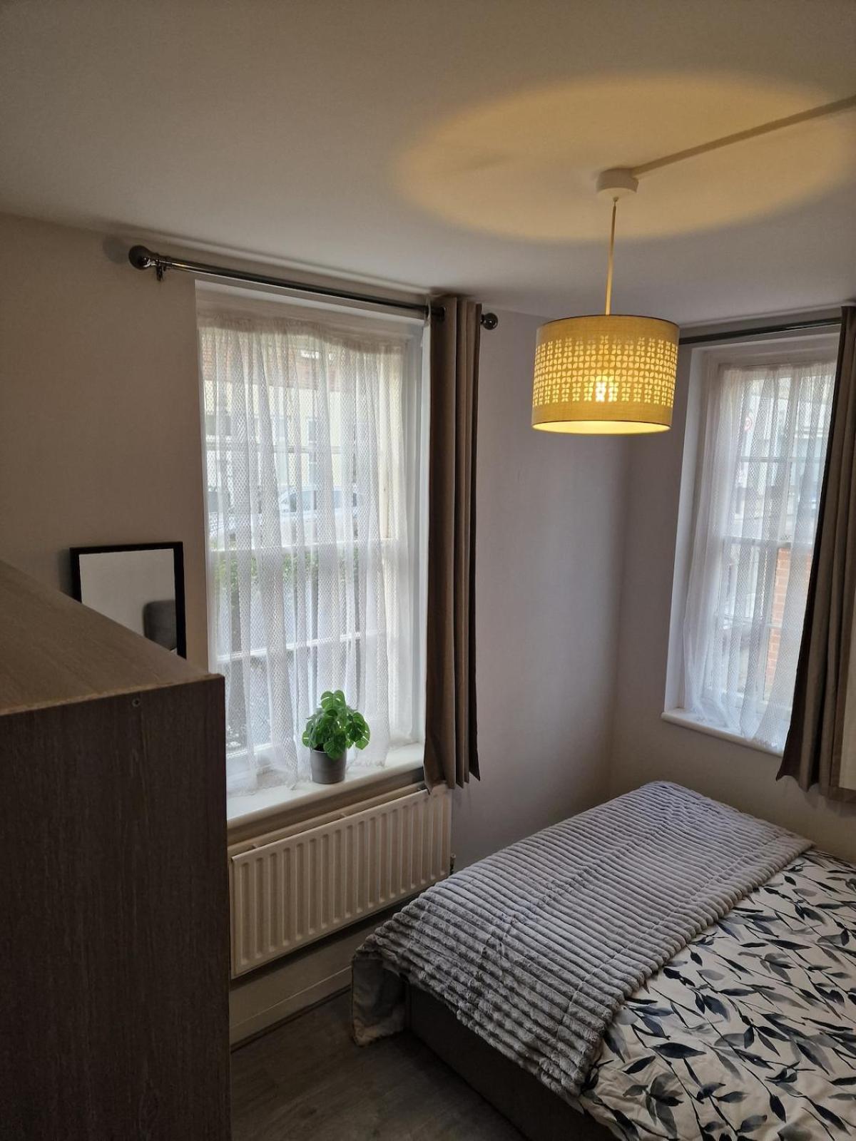 Stunning 3 Bedroom Flat close to Edgware Rd