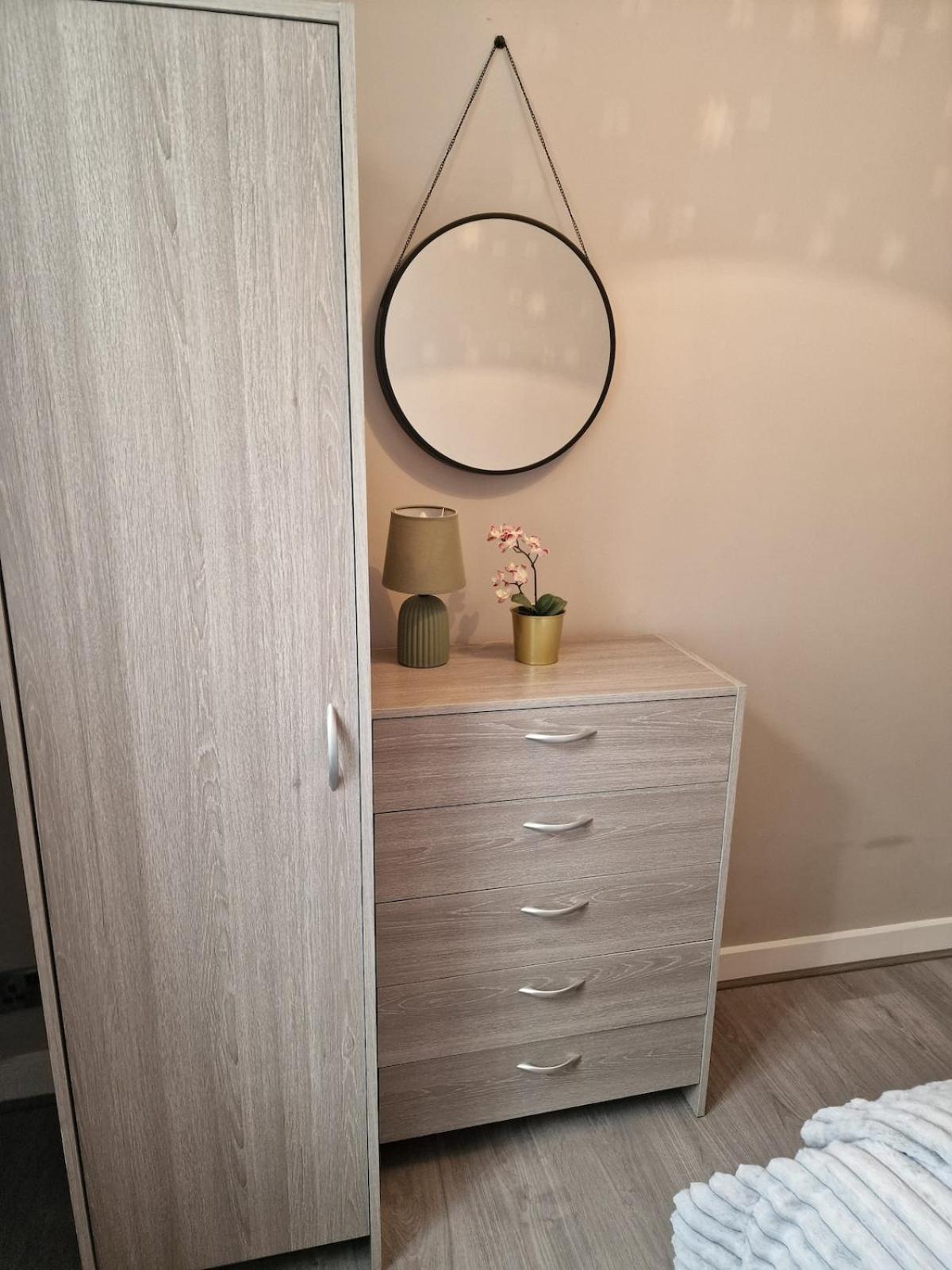 Stunning 3 Bedroom Flat close to Edgware Rd
