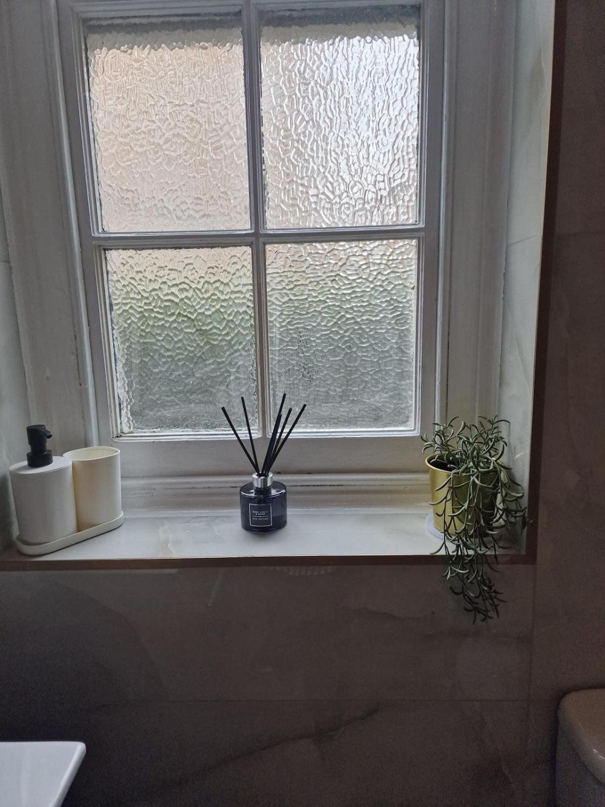 Stunning 3 Bedroom Flat close to Edgware Rd